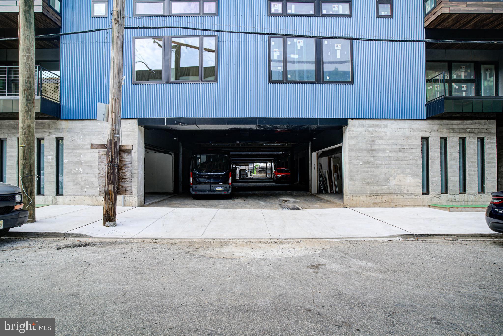 SOUTH KENSINGTON - Residential