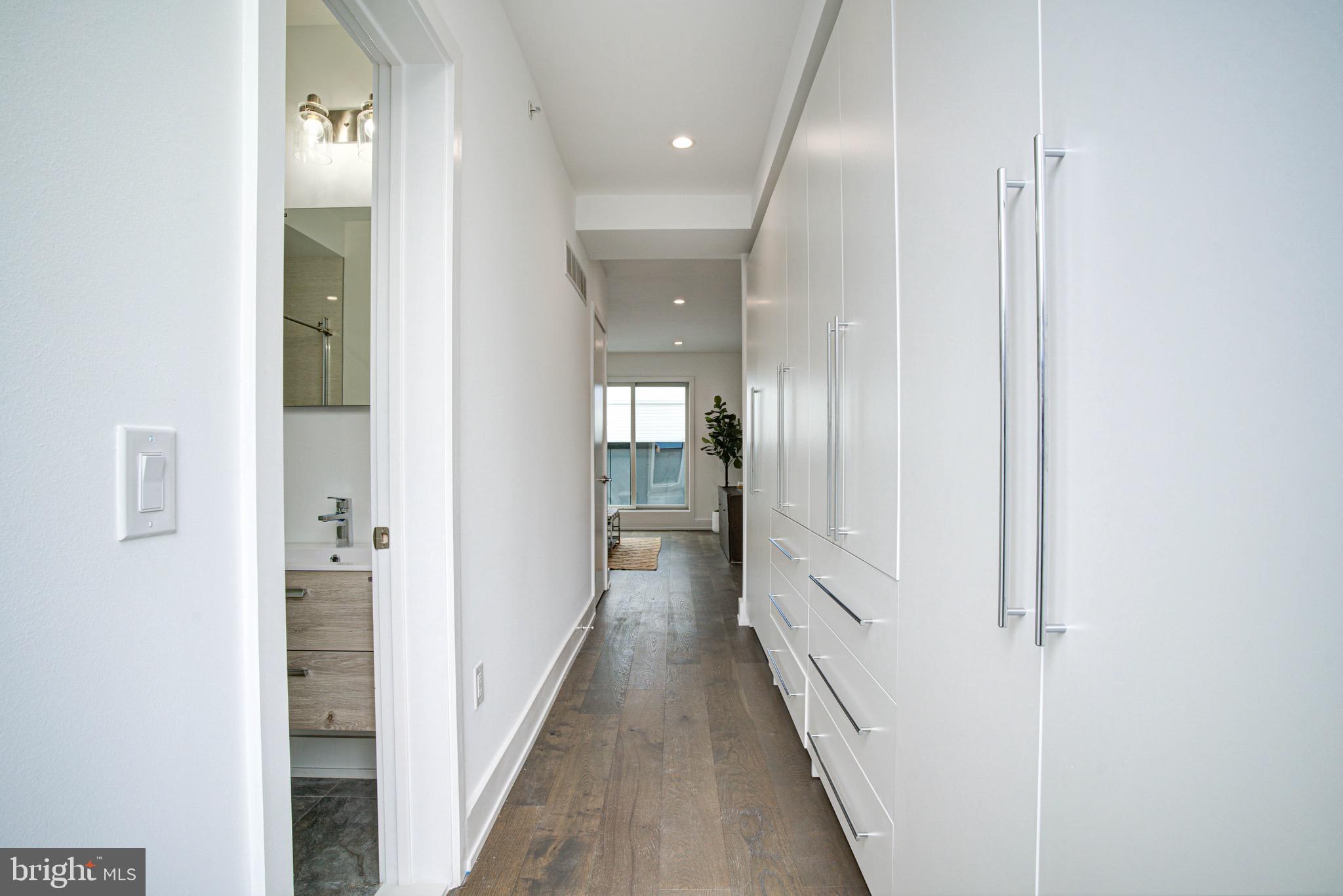 SOUTH KENSINGTON - Residential