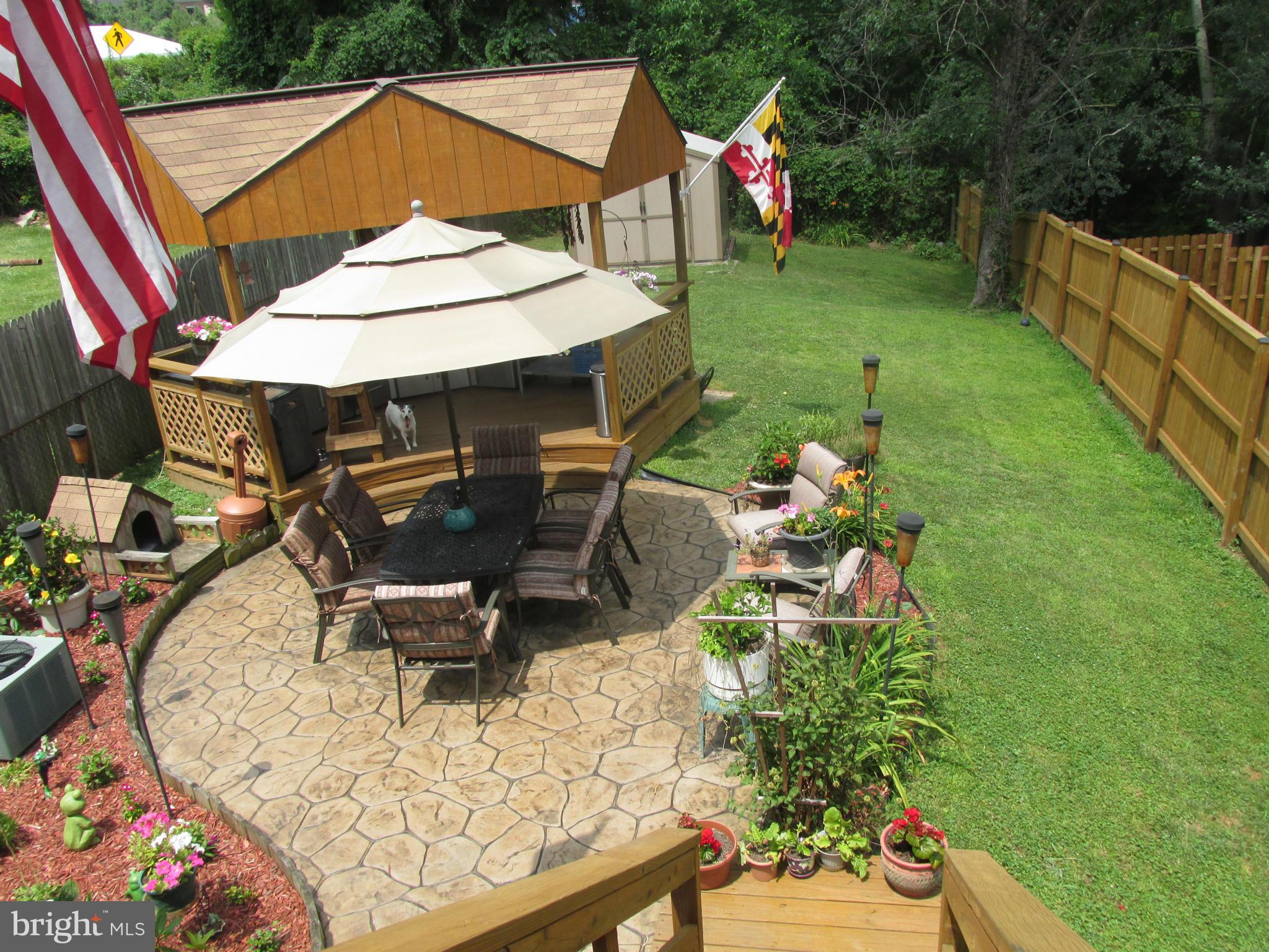 WEST LANSDOWNE - Residential