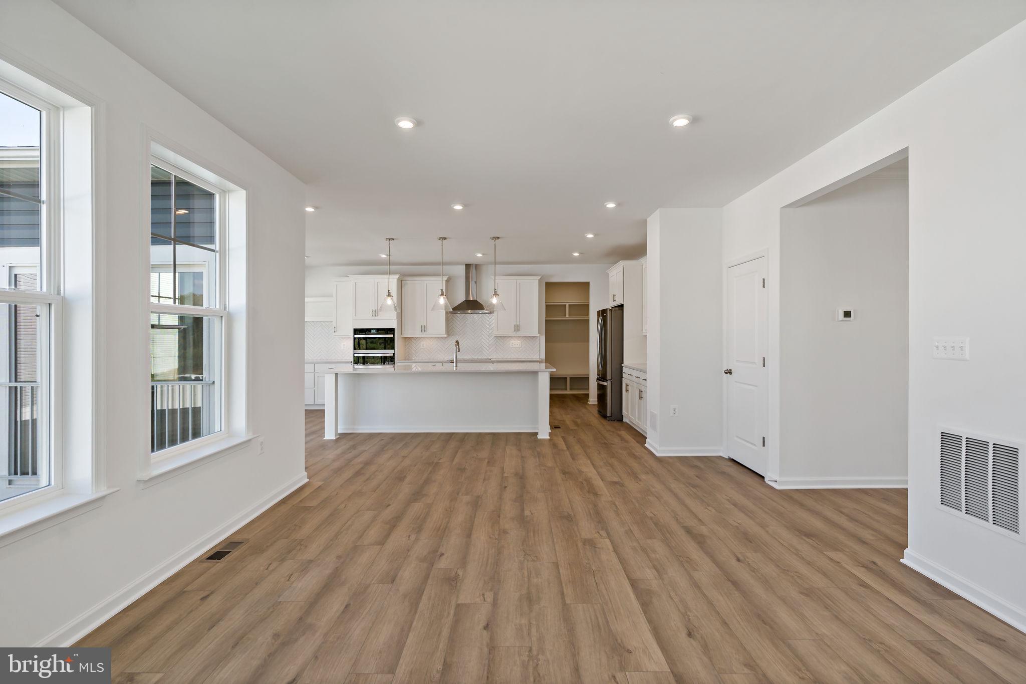 MARTINSBURG STATION - Residential