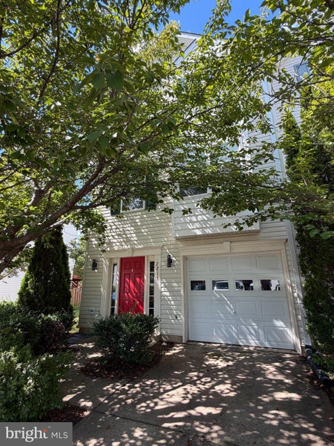 Townhouse For Sale - 7213 Wytheville Circle<br/> FREDERICKSBURG, VA 22407