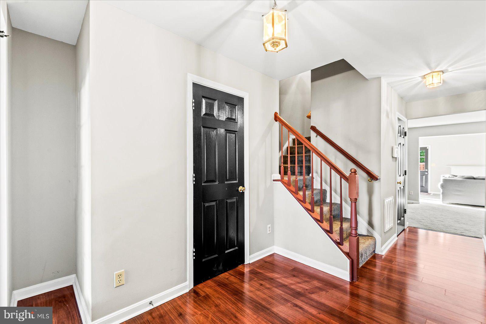 7213 WYTHEVILLE CIRCLE