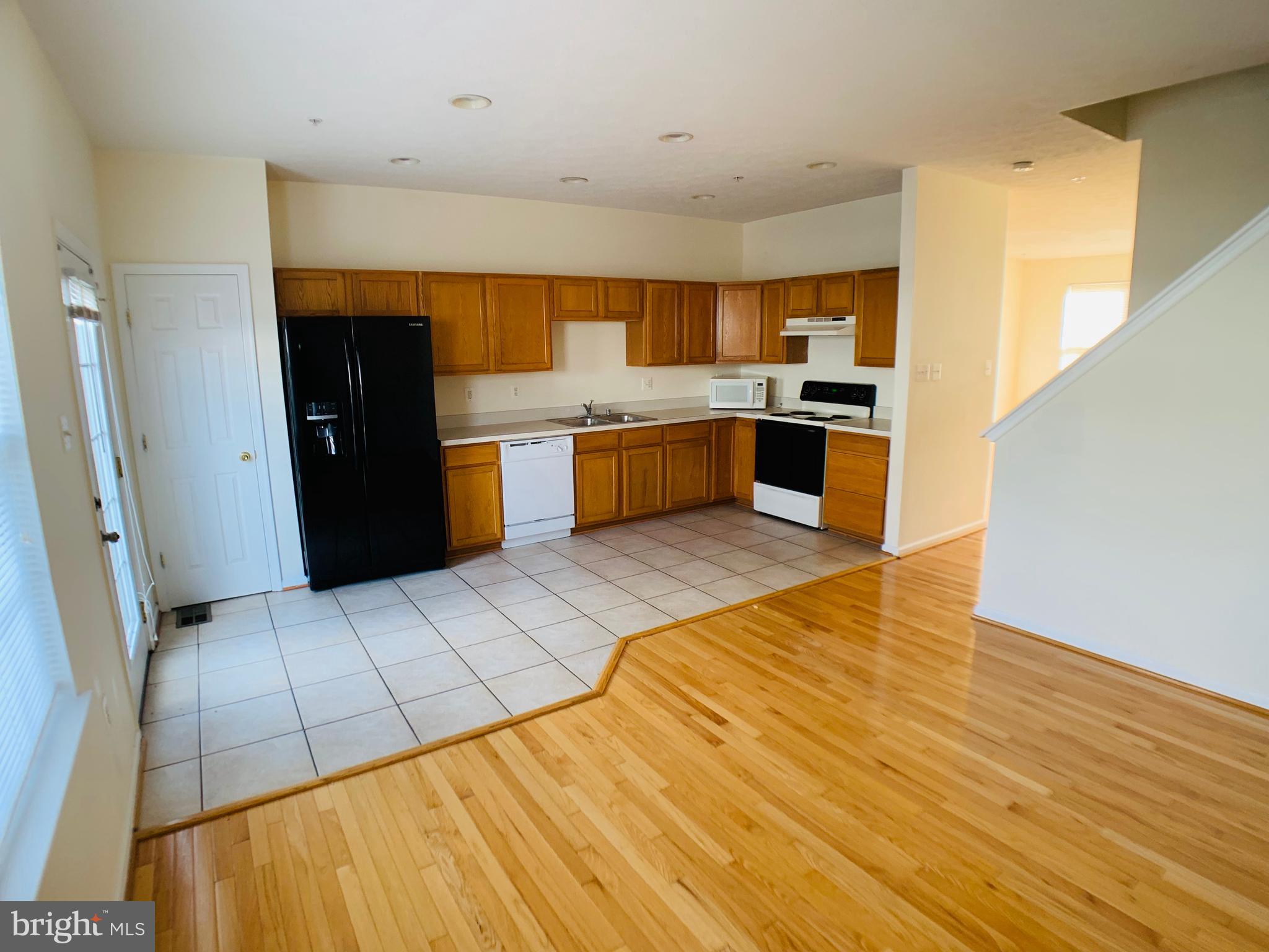 MIRAMAR LANDING - Residential Lease