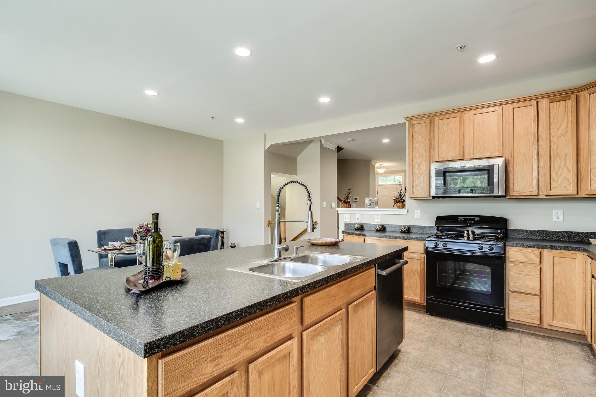 VILLAGES OF DORCHESTER - Residential