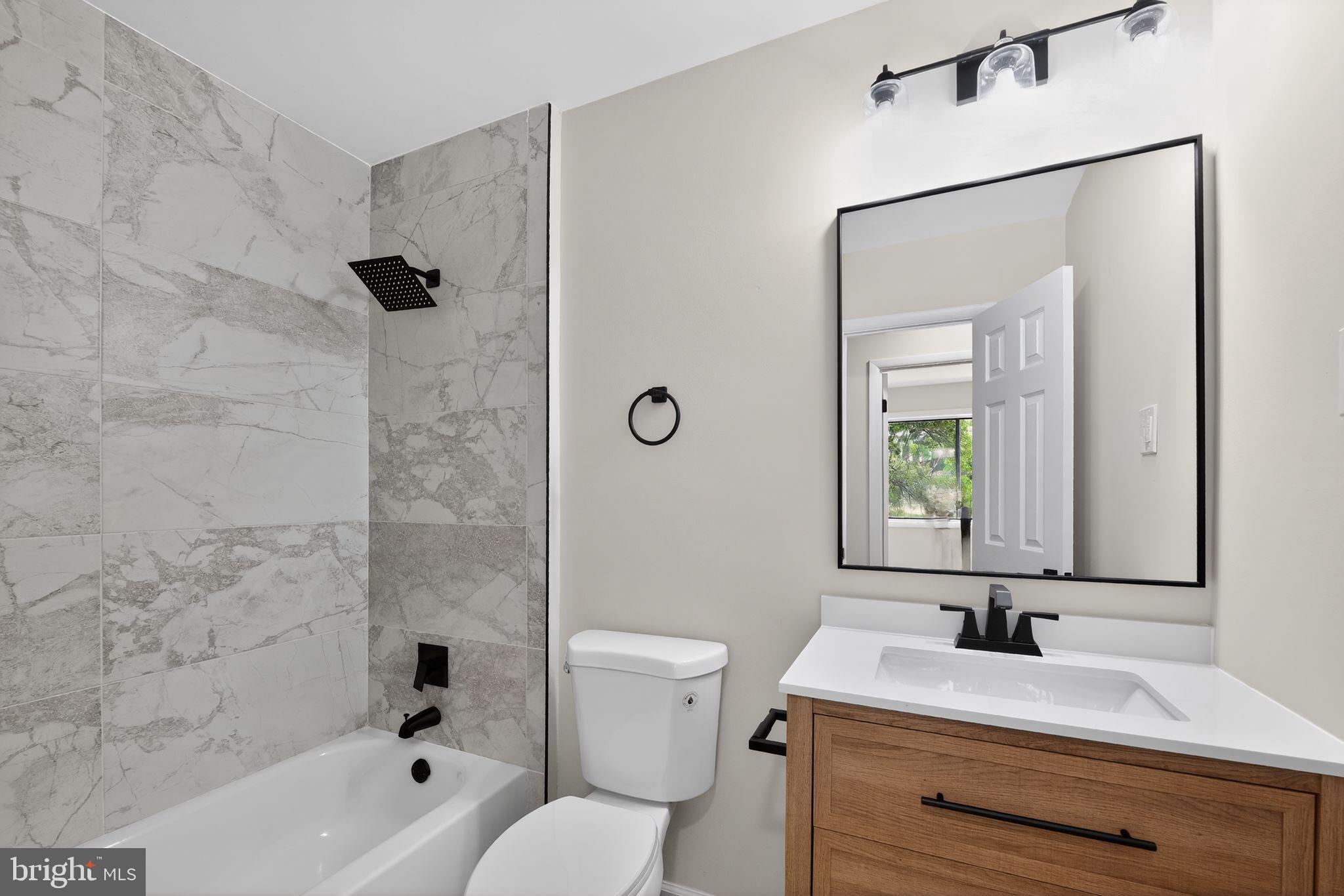 VILLAGE OF OAKLAND MILLS - Residential