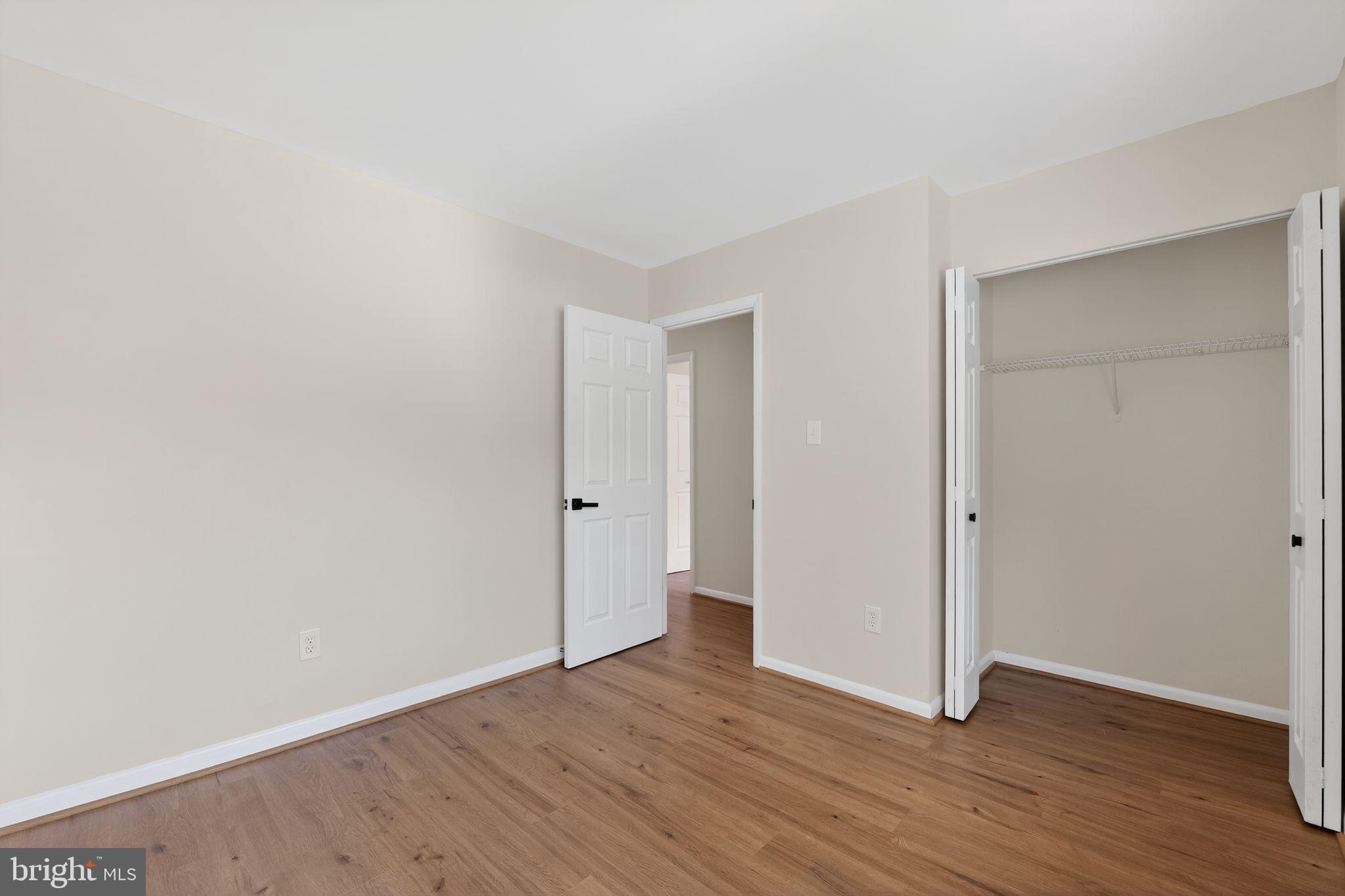 VILLAGE OF OAKLAND MILLS - Residential