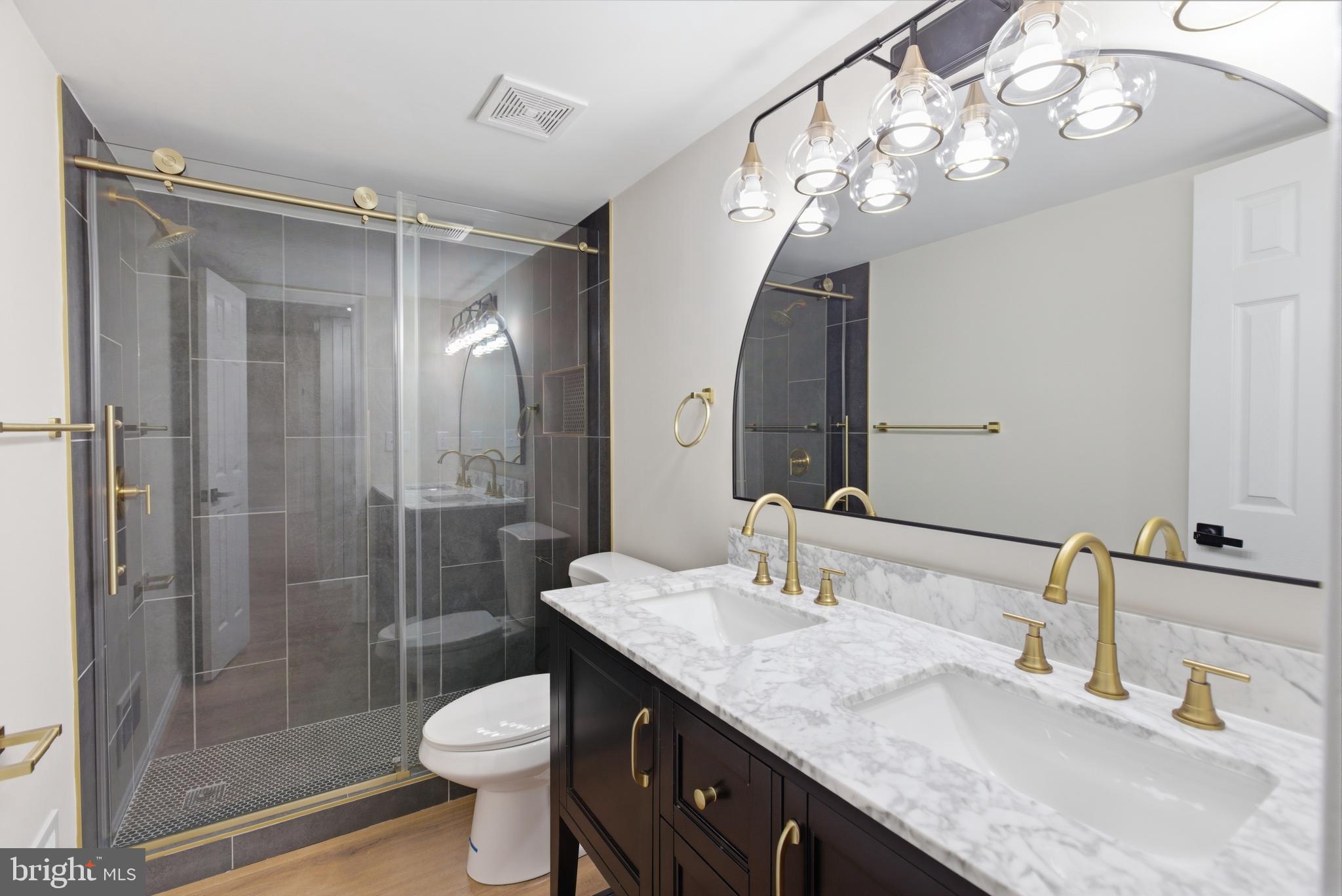 VILLAGE OF OAKLAND MILLS - Residential