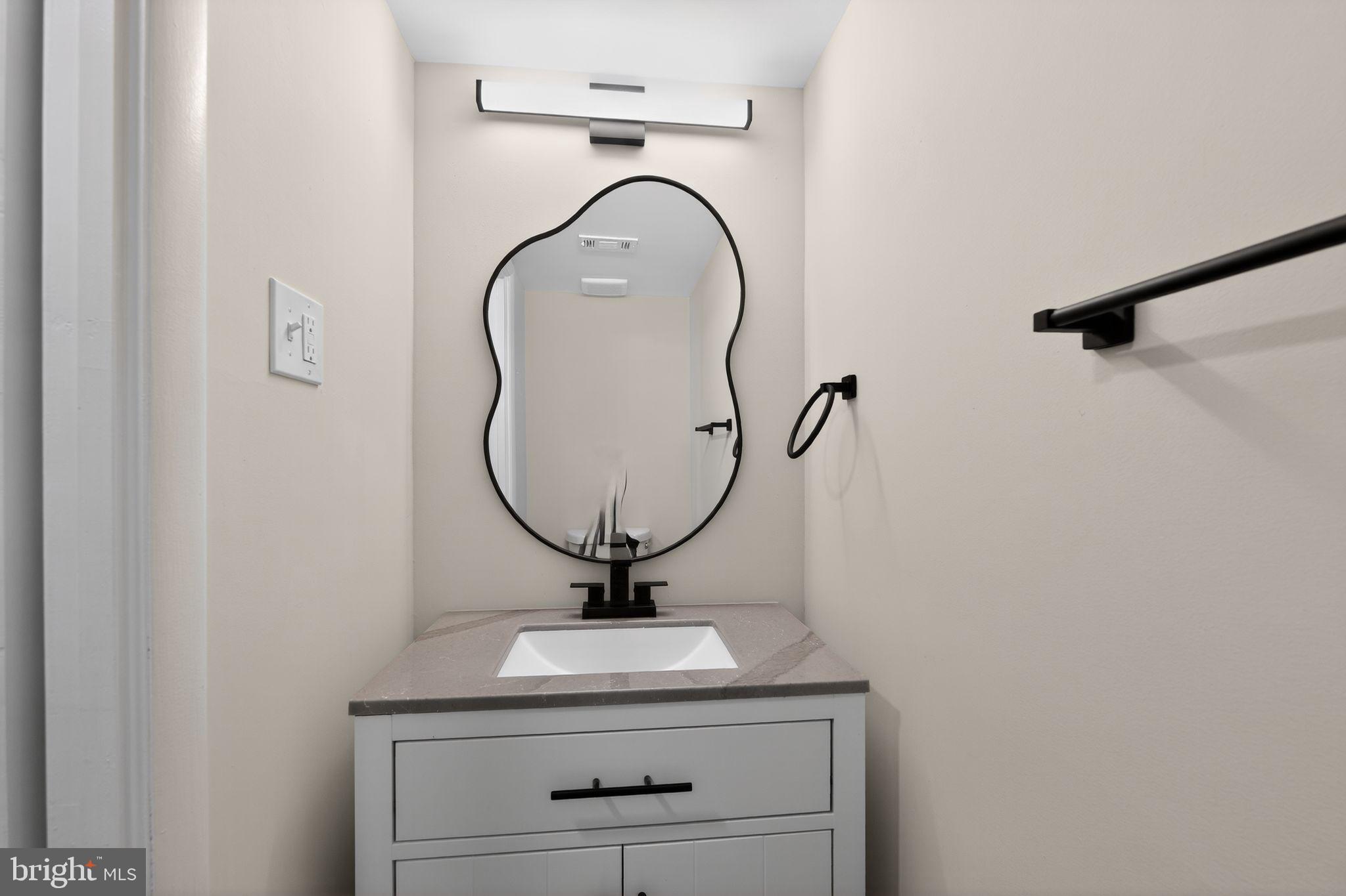VILLAGE OF OAKLAND MILLS - Residential