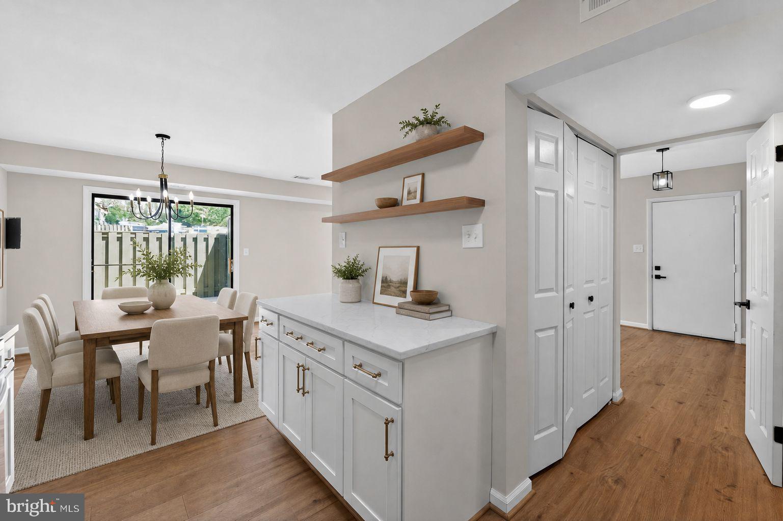 VILLAGE OF OAKLAND MILLS - Residential