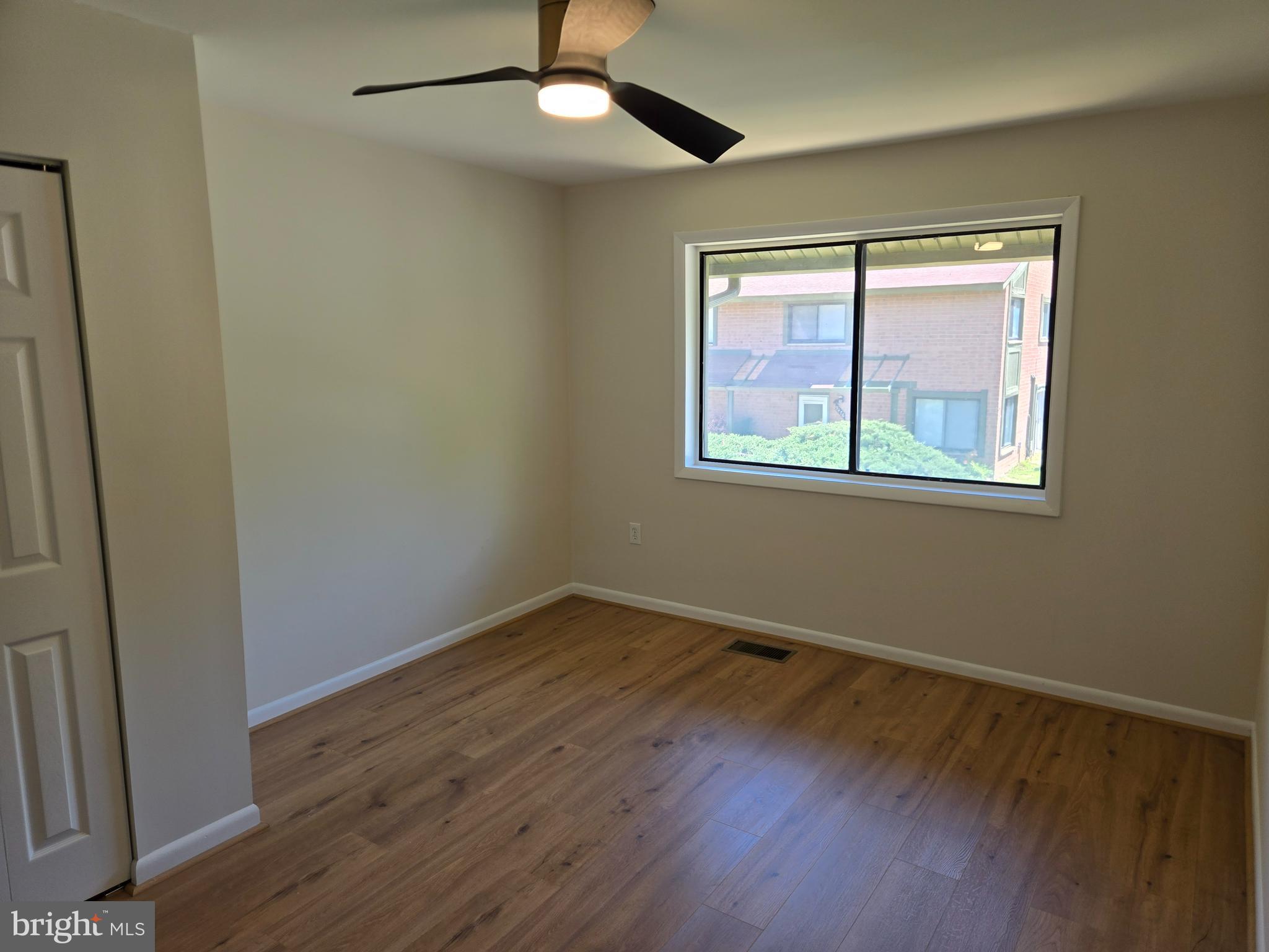 VILLAGE OF OAKLAND MILLS - Residential