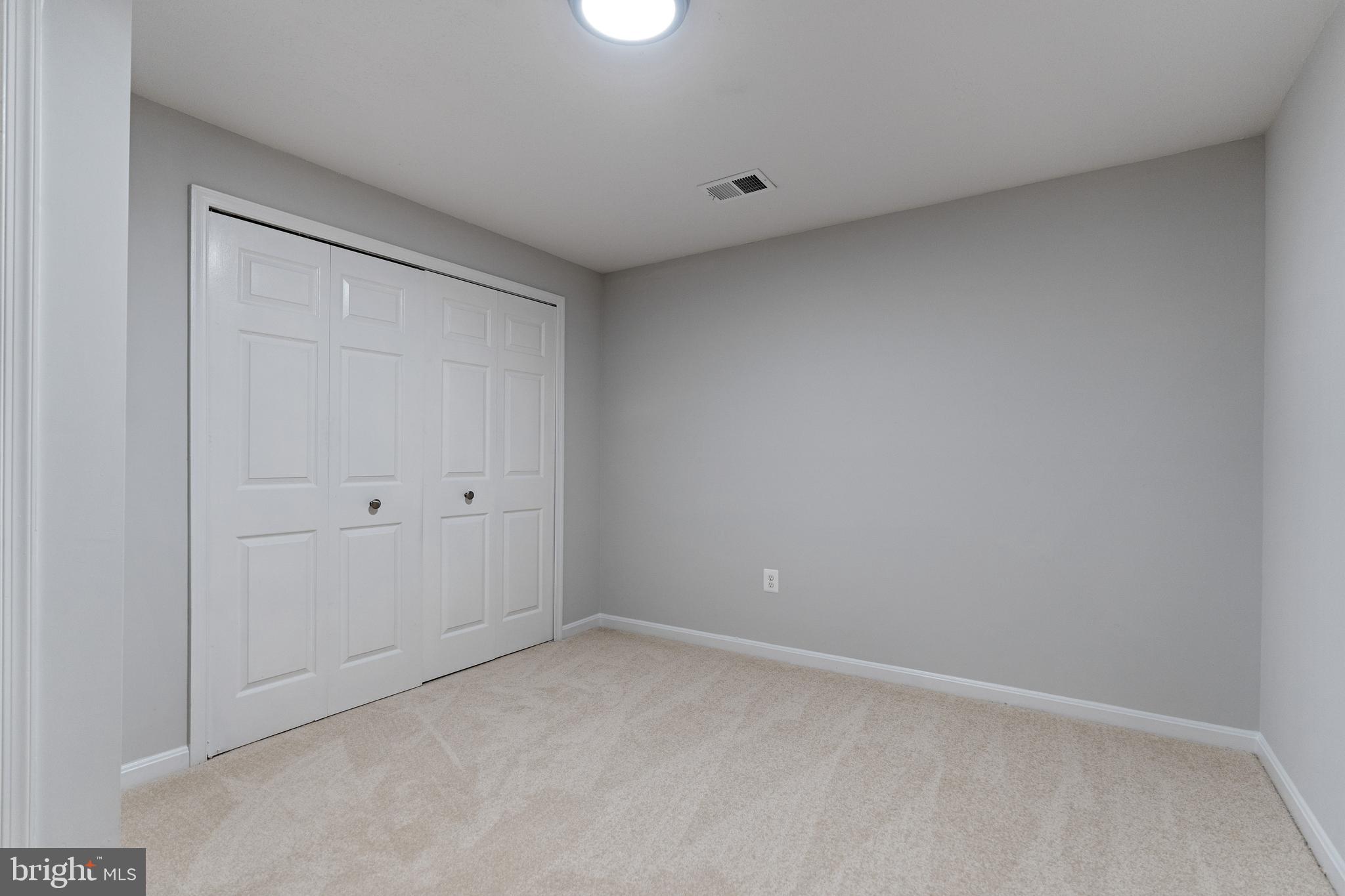 MONTCLAIR - Residential