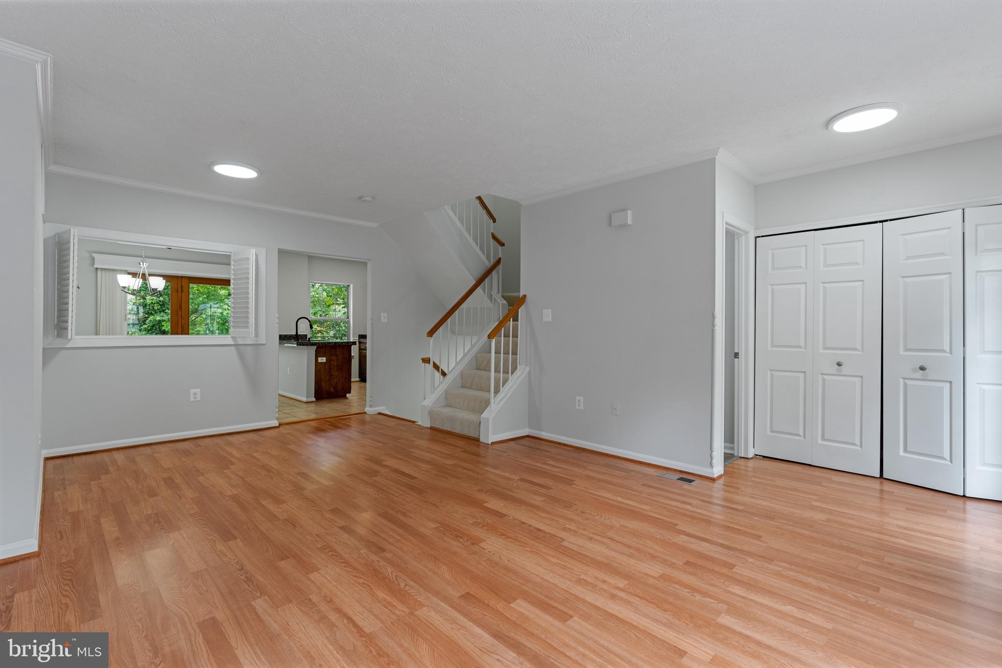 MONTCLAIR - Residential