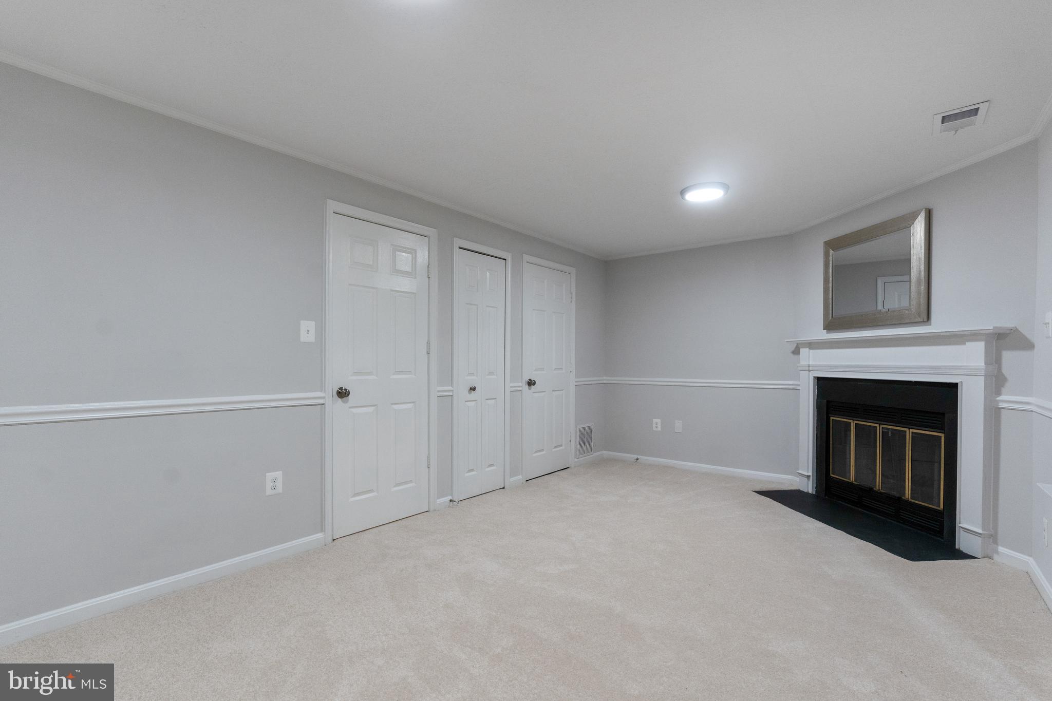 MONTCLAIR - Residential