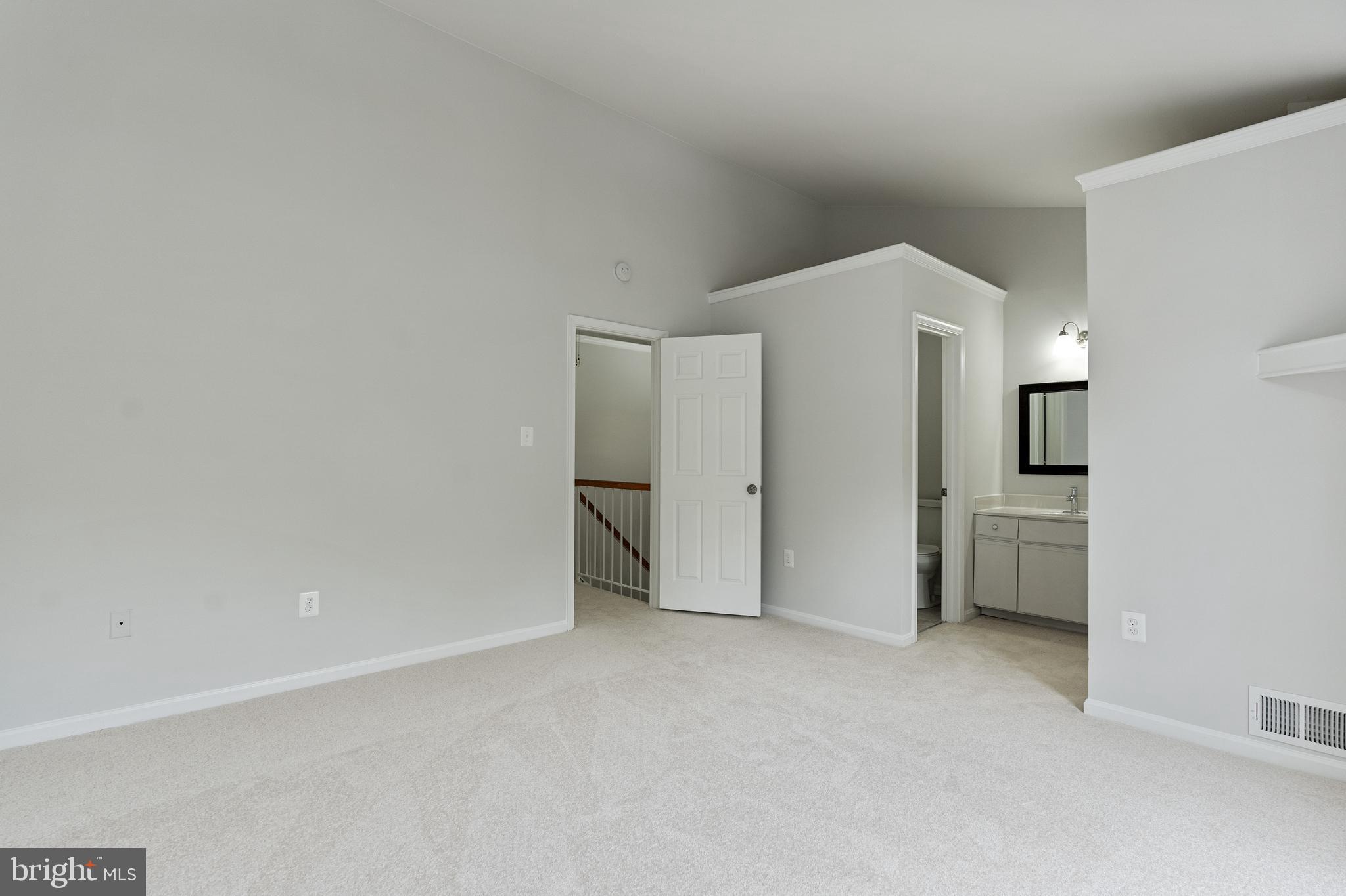 MONTCLAIR - Residential