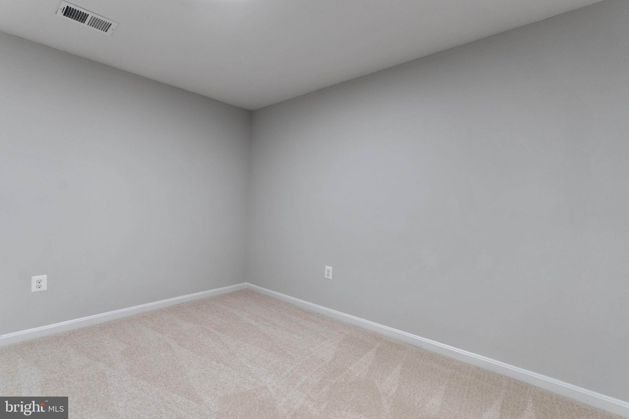 MONTCLAIR - Residential