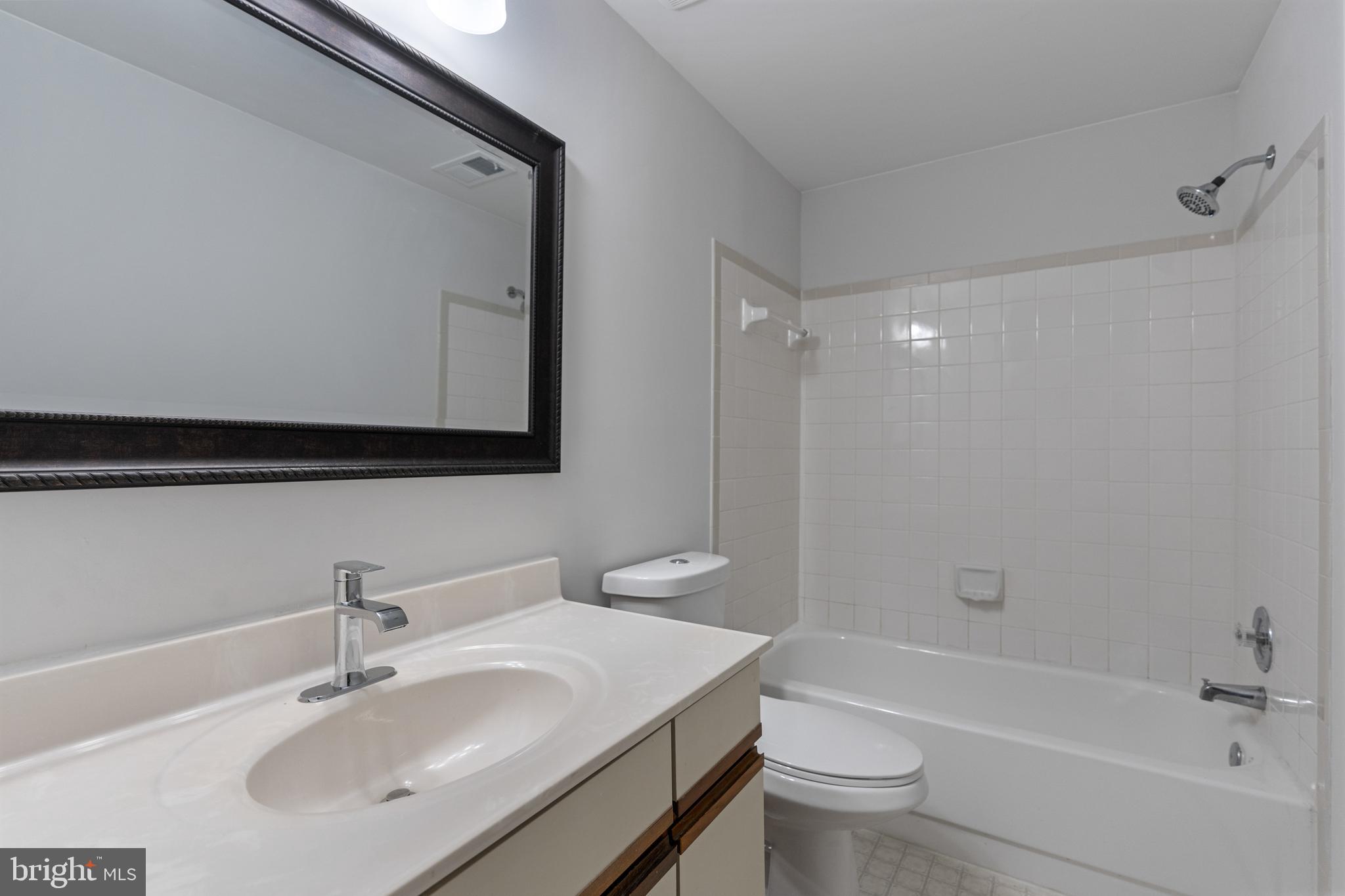 MONTCLAIR - Residential