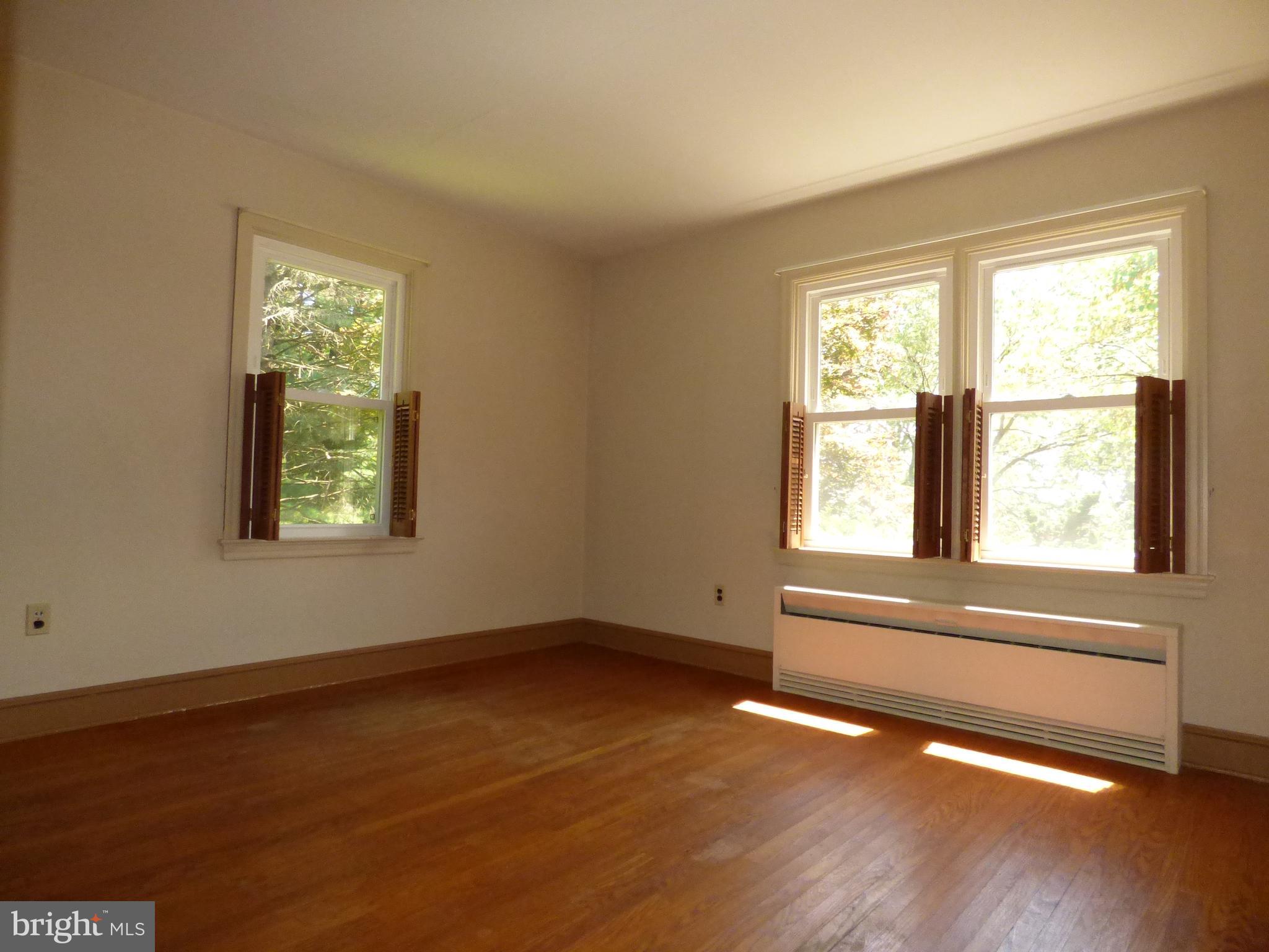 WEST YORK - Residential