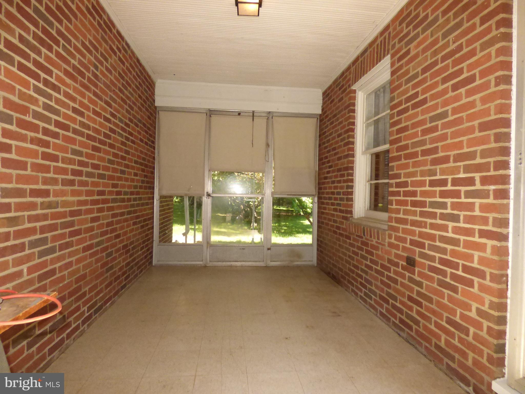 WEST YORK - Residential