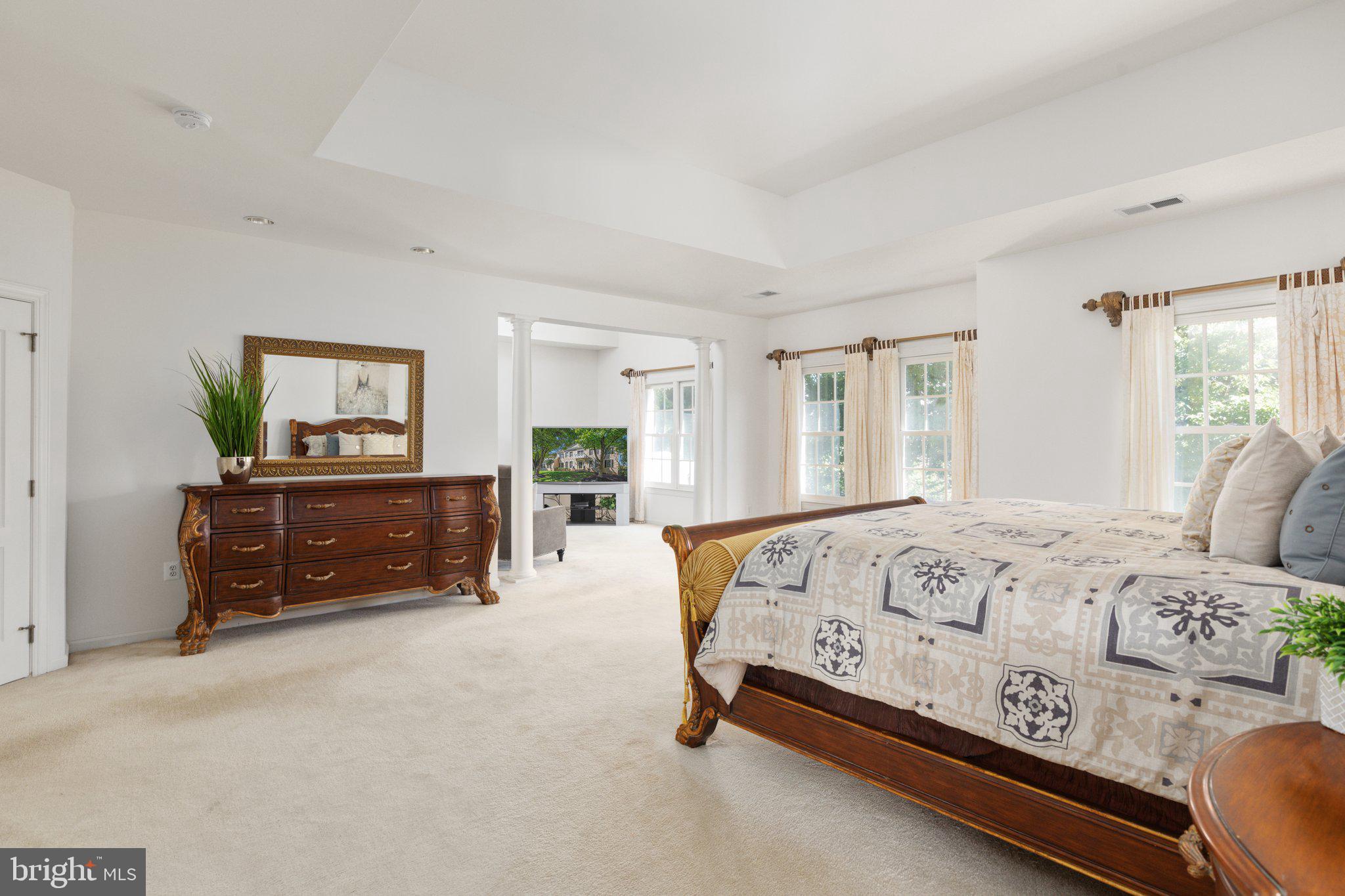 RIVER CREEK - Residential