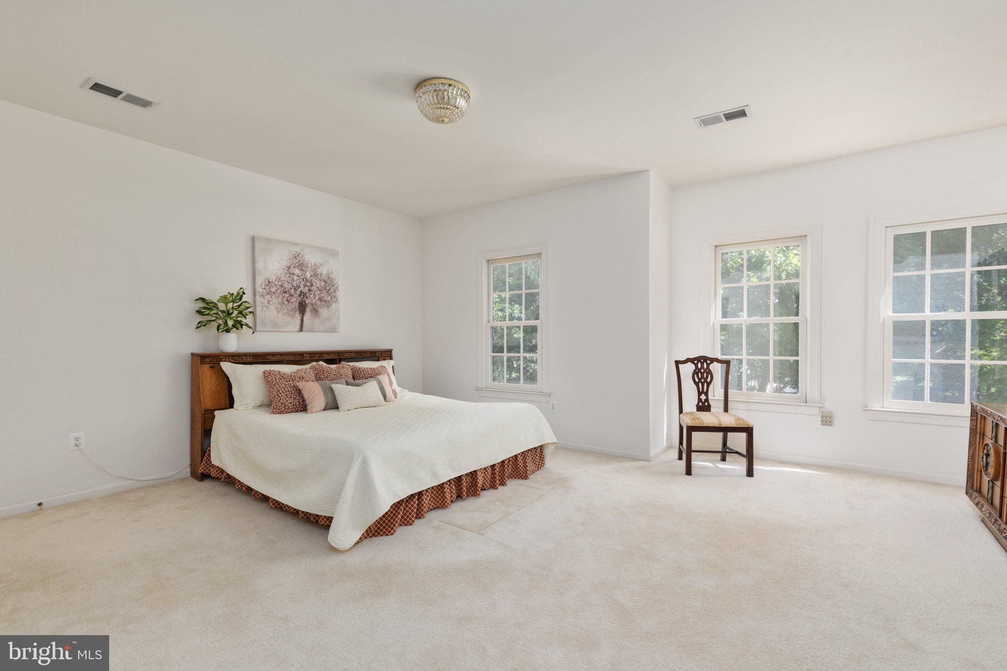 RIVER CREEK - Residential