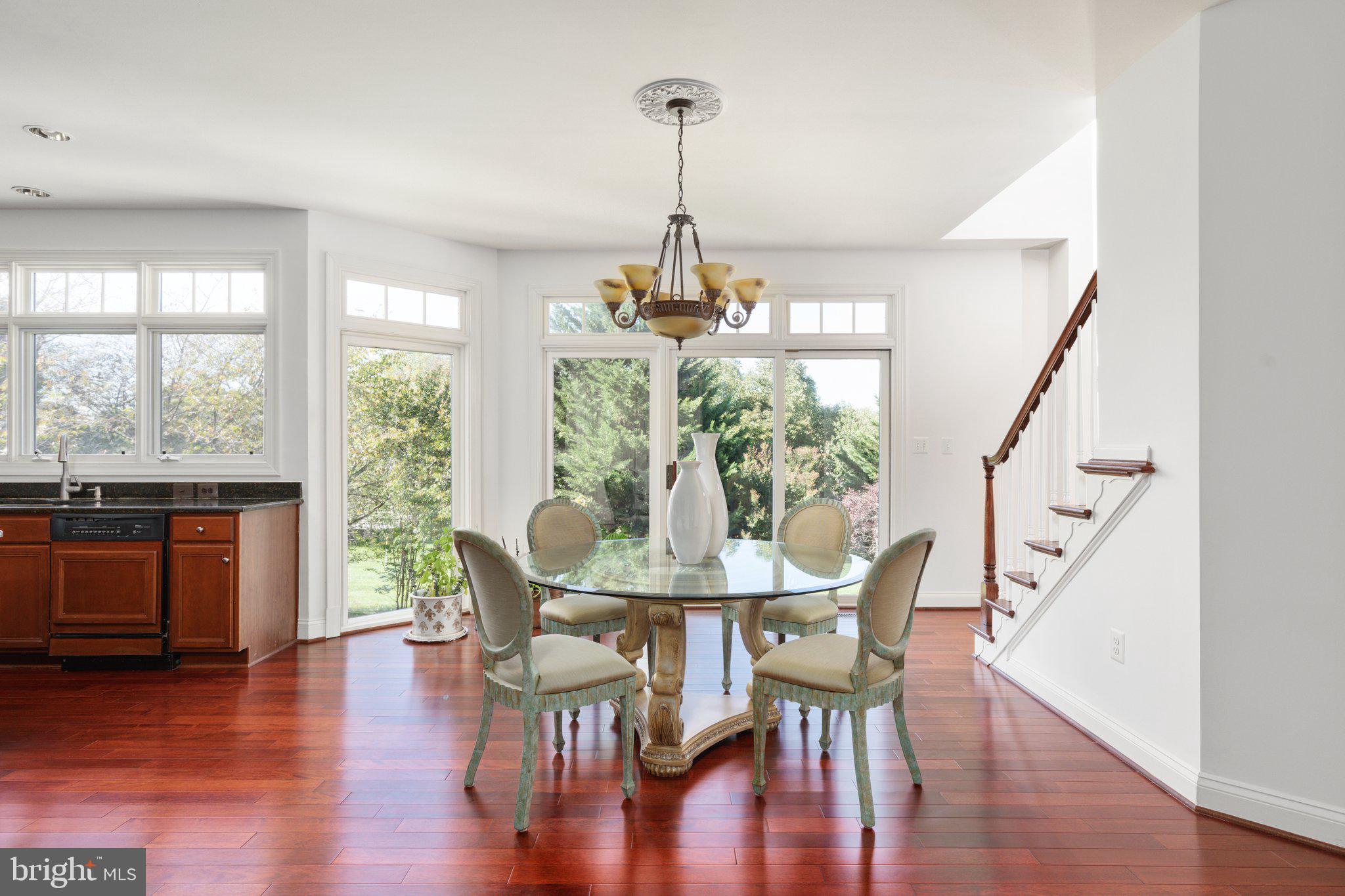 RIVER CREEK - Residential