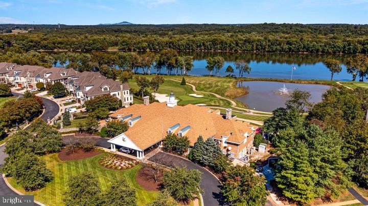 RIVER CREEK - Residential