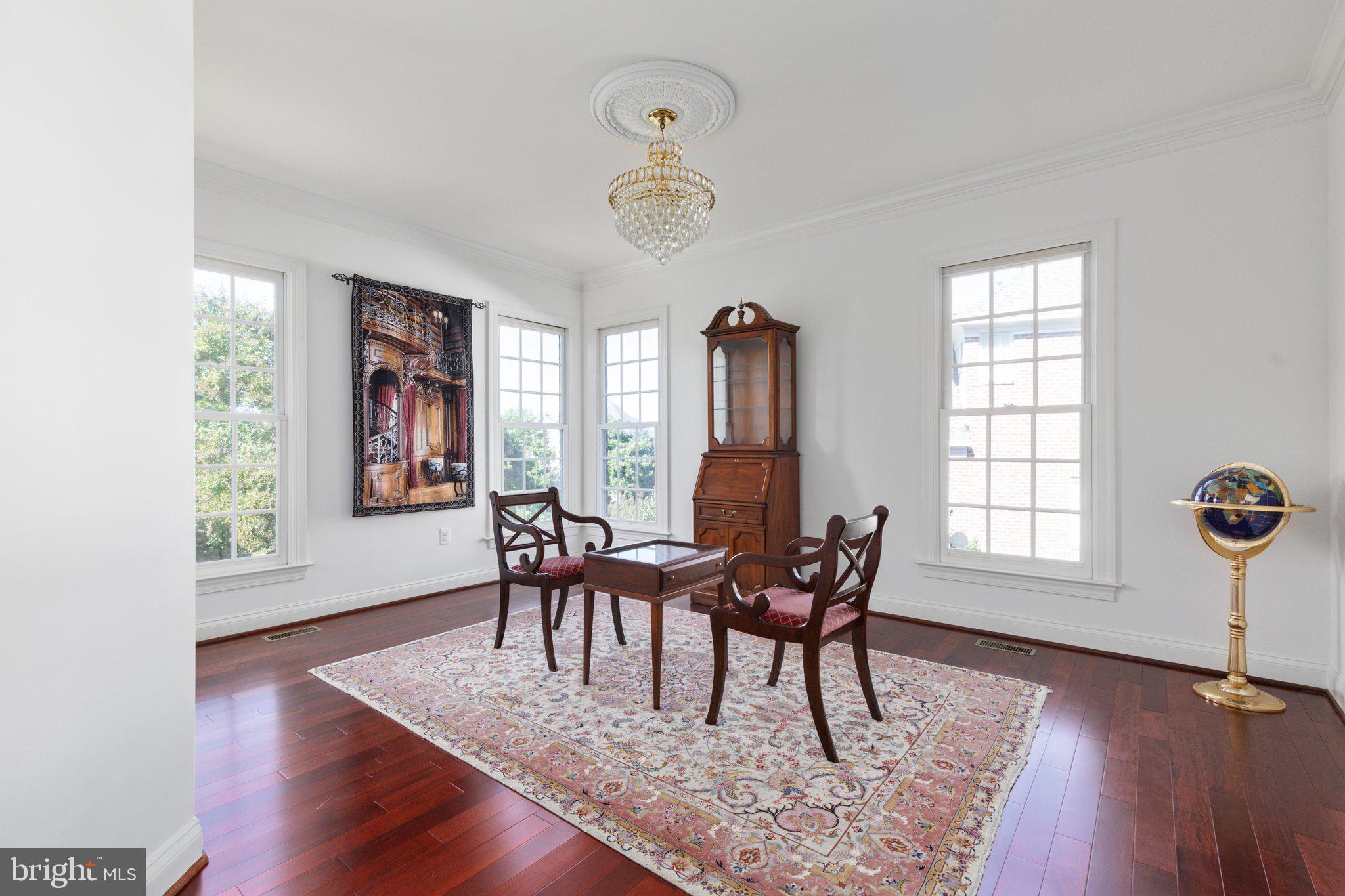 RIVER CREEK - Residential