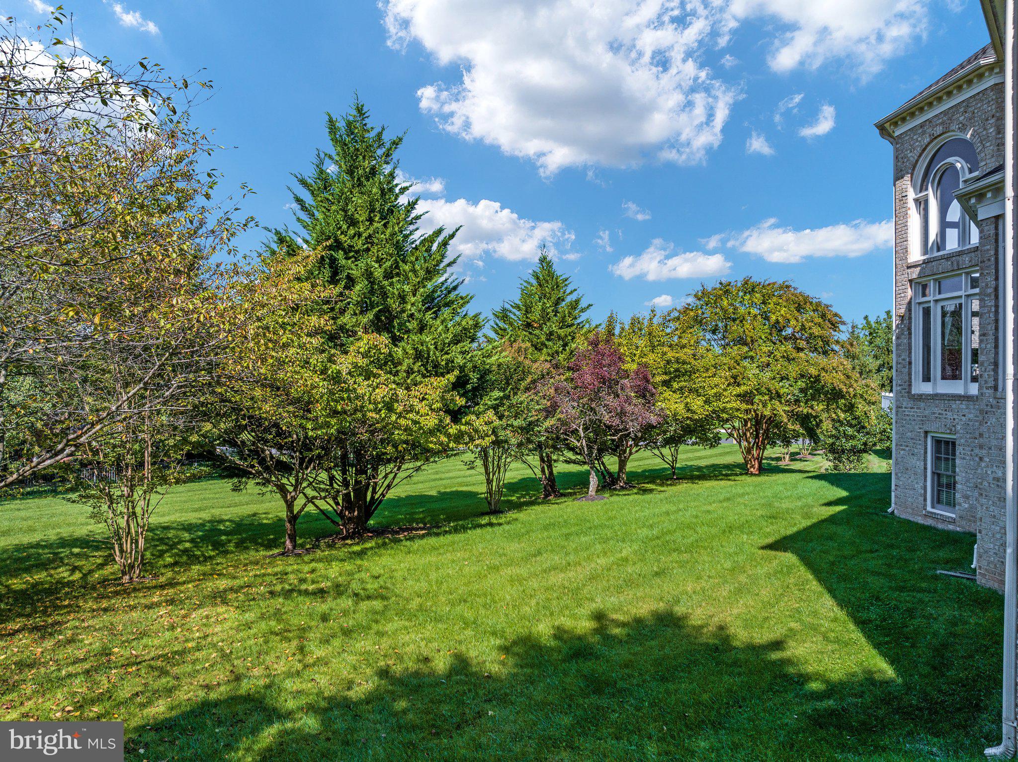 RIVER CREEK - Residential