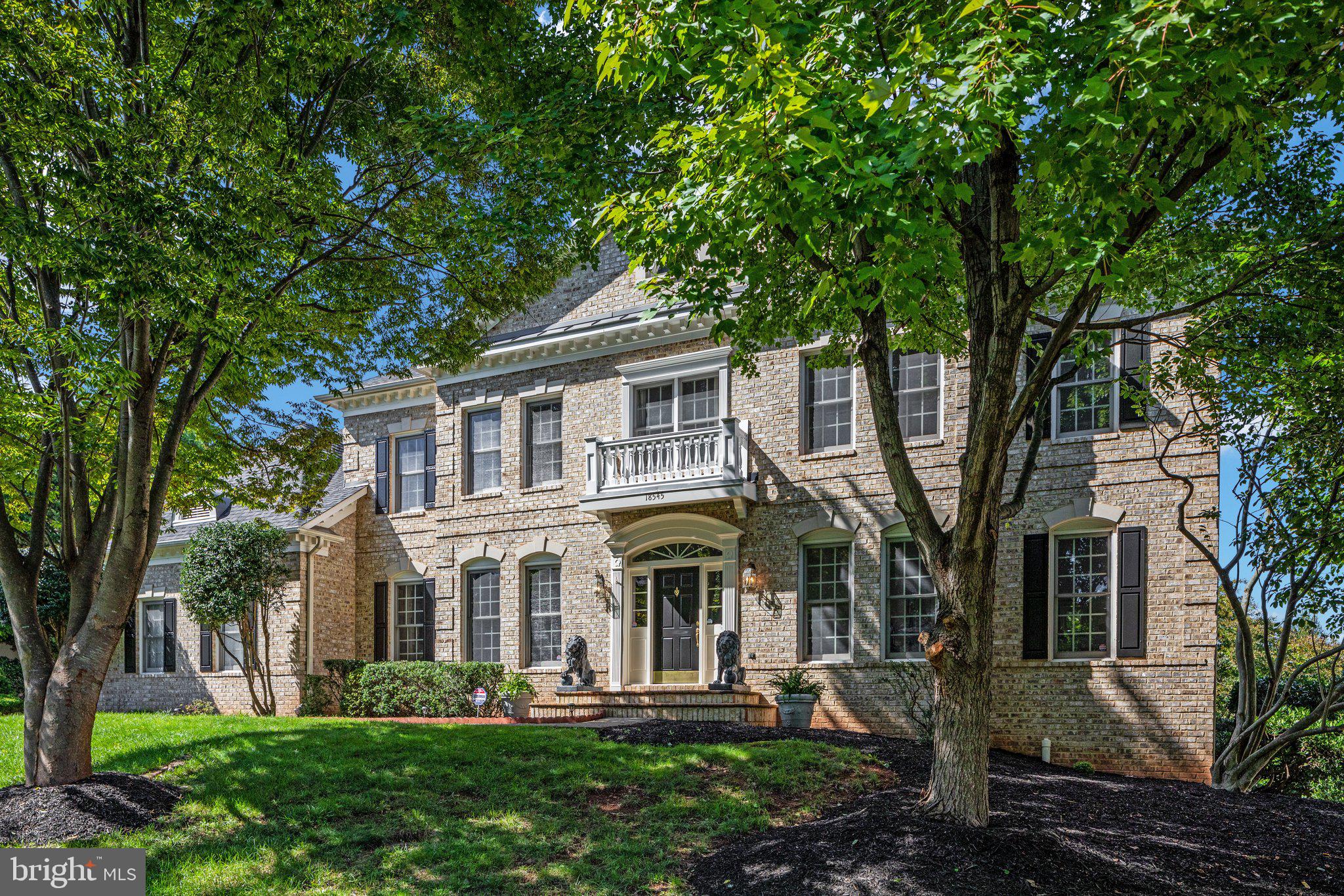 RIVER CREEK - Residential