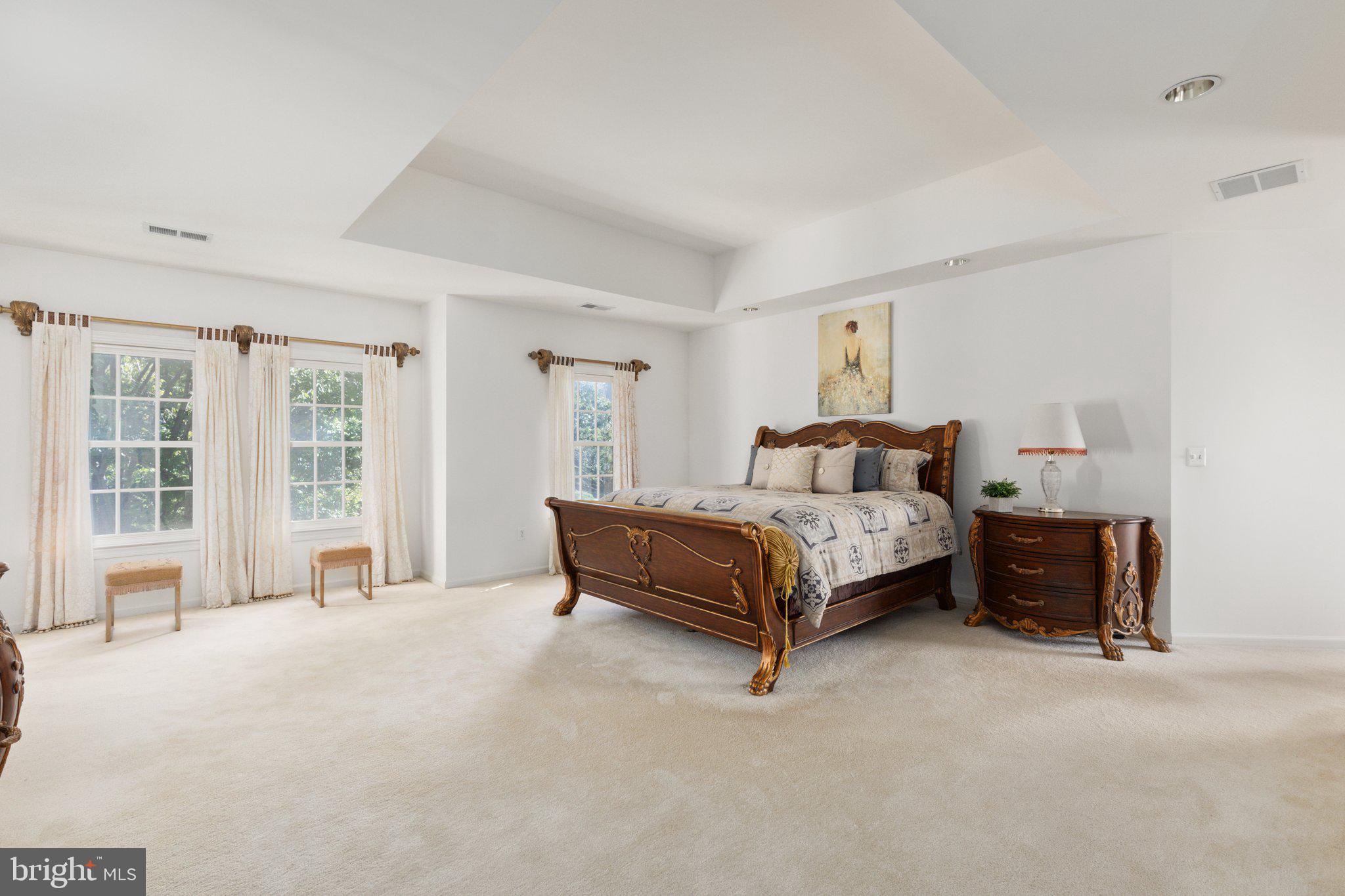 RIVER CREEK - Residential