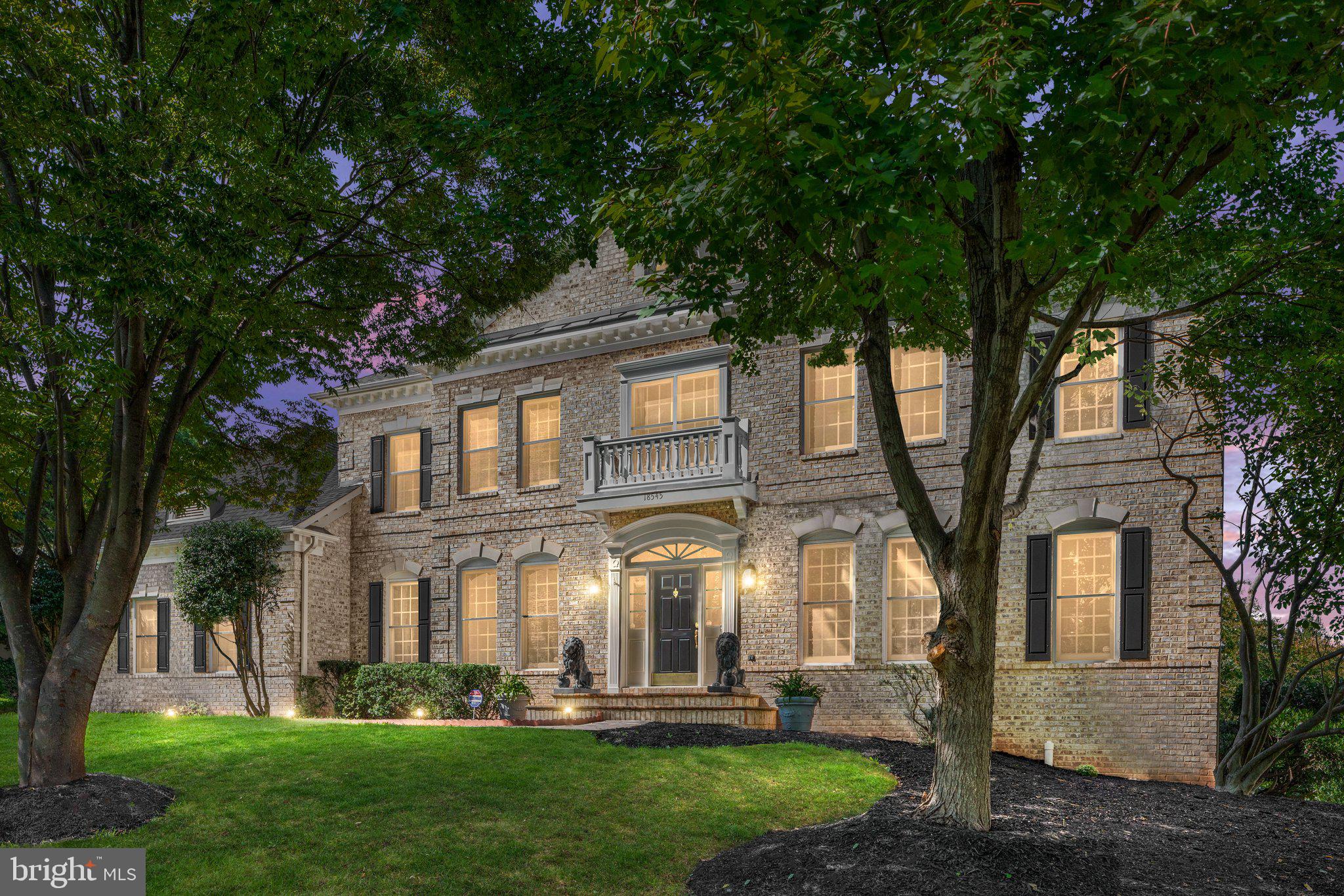 RIVER CREEK - Residential