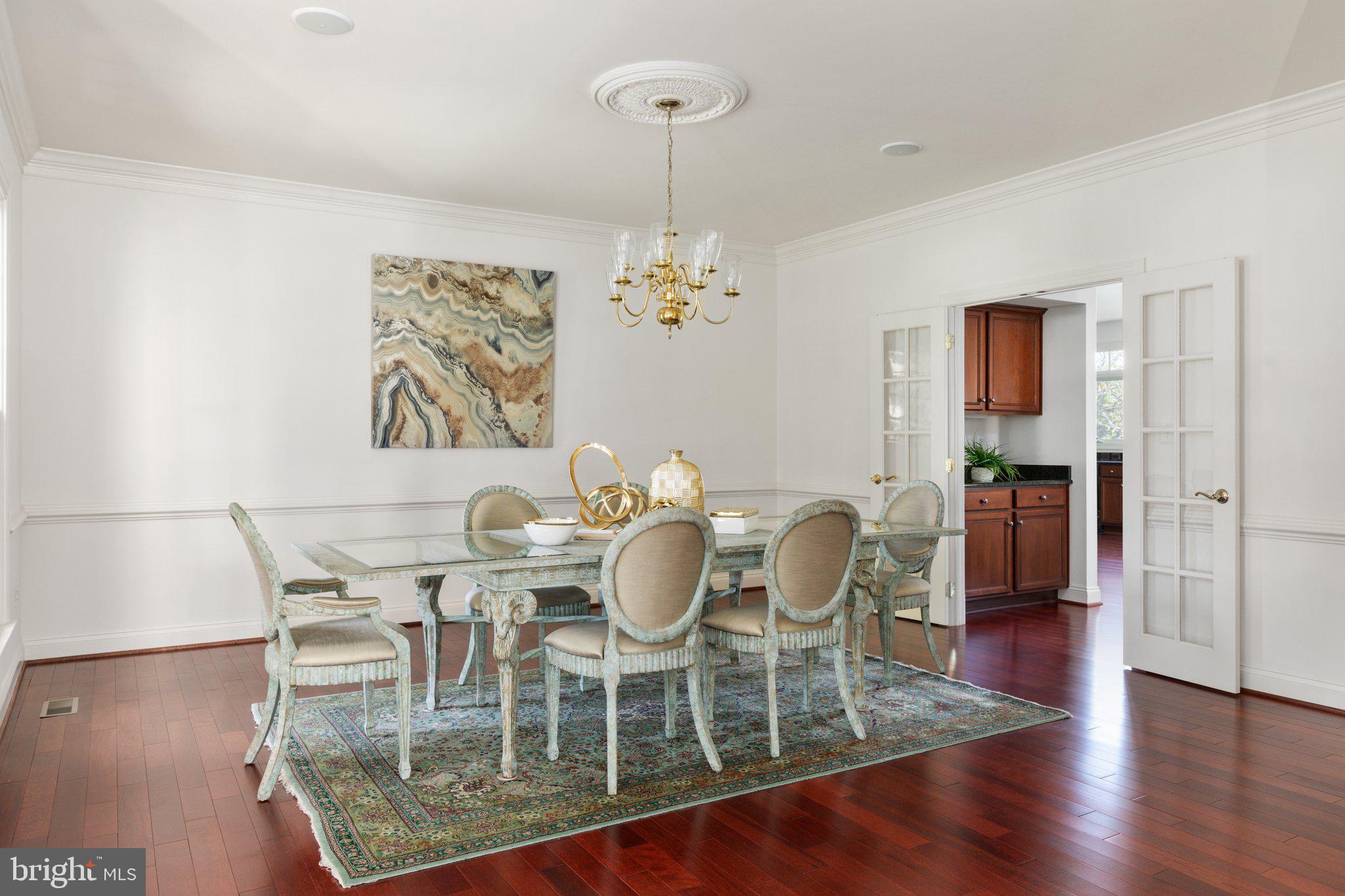 RIVER CREEK - Residential