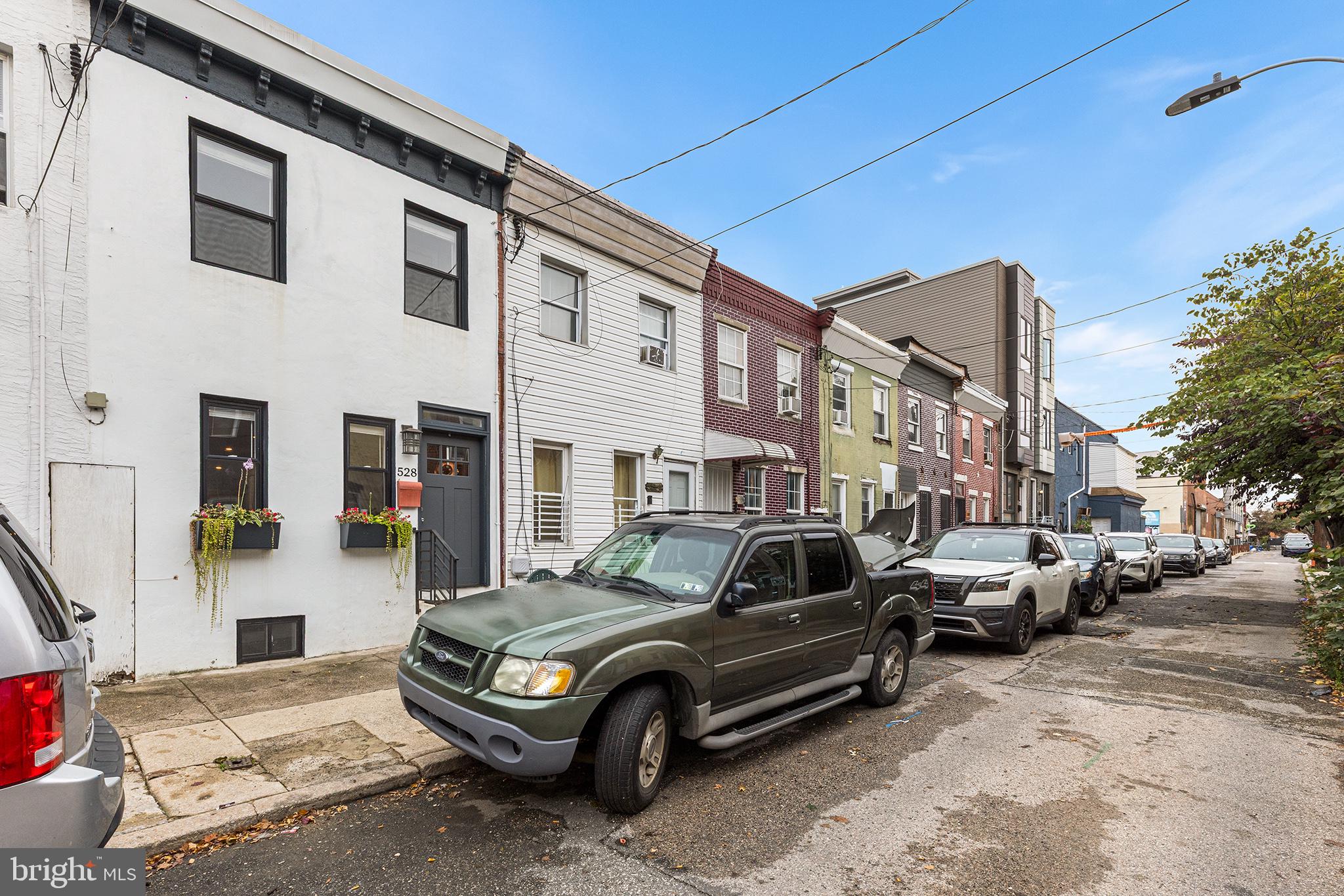528 PIERCE STREET