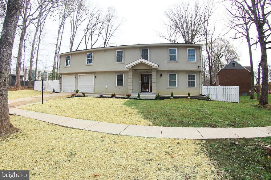 STUNNING CUSTOM FINISHES!! MUST SEE, 4 BEDROOMS Plus a Bonus Room and Office with Large Walk-In Closets and 3 Oversized Bathrooms and a Half BATH home. MUST SEE!