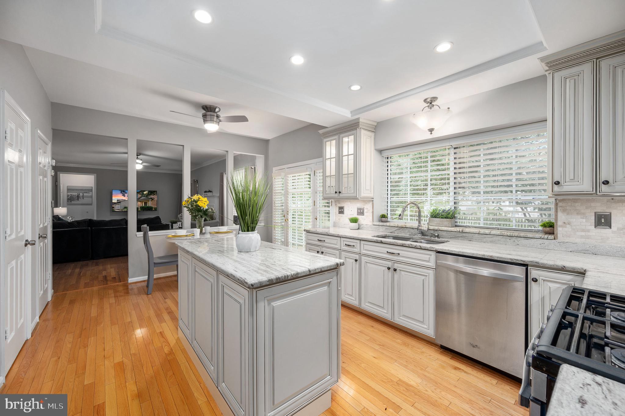 TWIN OAKS FARM - Residential