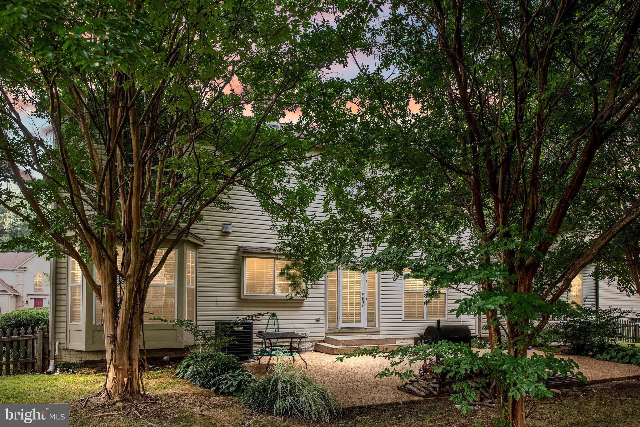 TWIN OAKS FARM - Residential