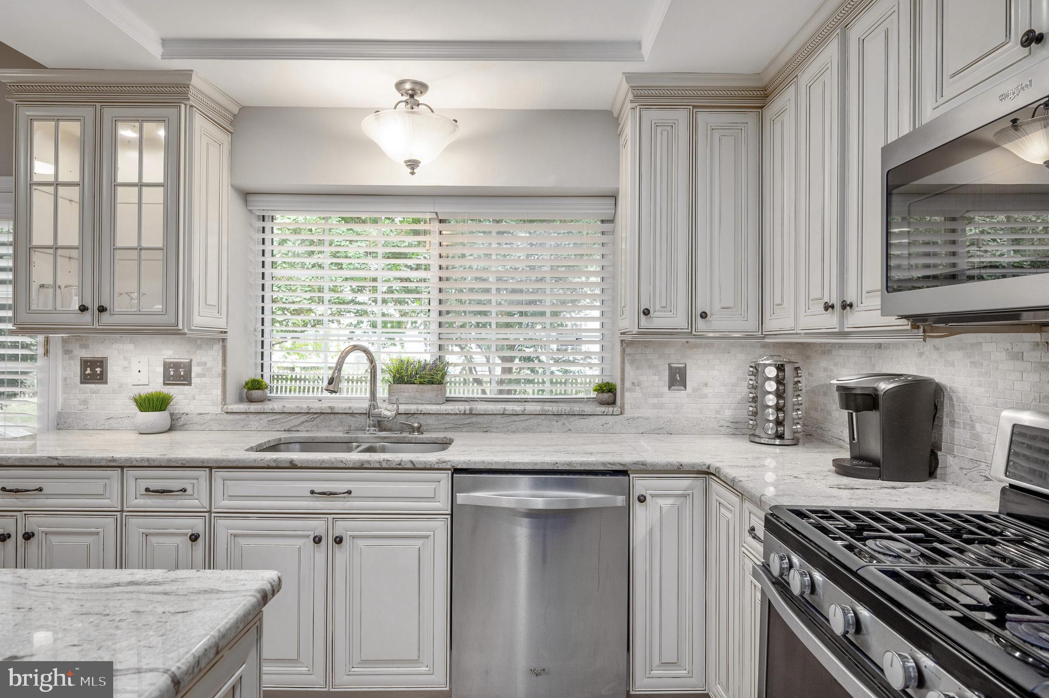 TWIN OAKS FARM - Residential