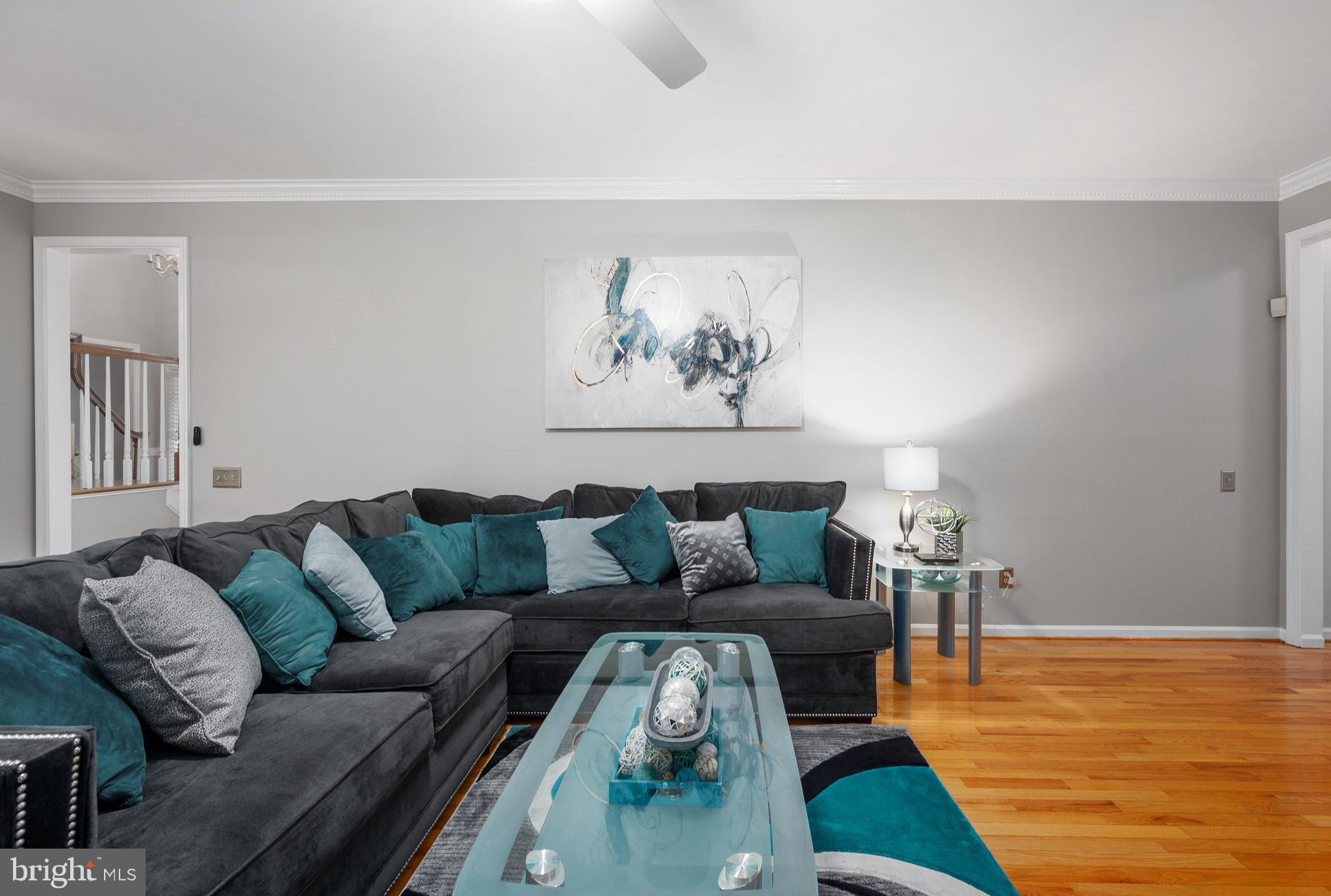 TWIN OAKS FARM - Residential