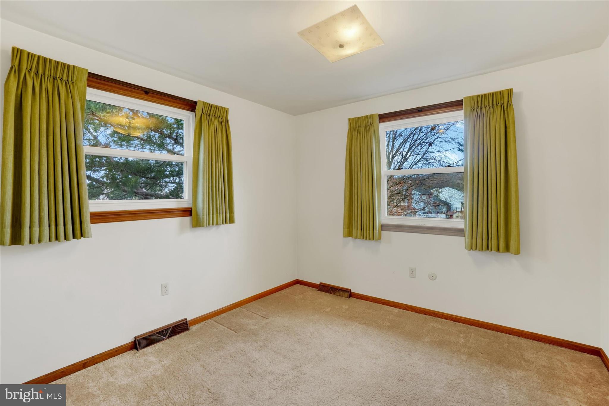 BELAIR NORTH - Residential