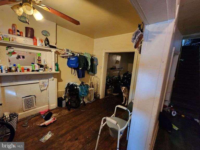 MILL HILL - Residential