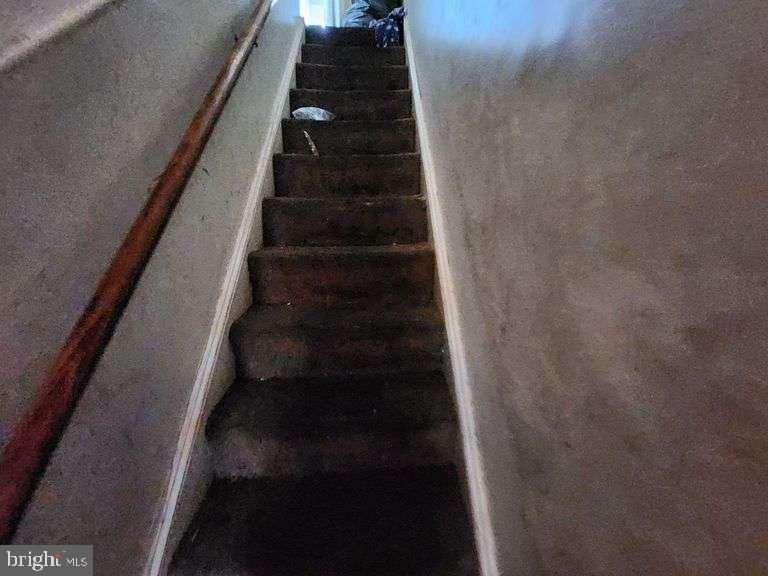 MILL HILL - Residential