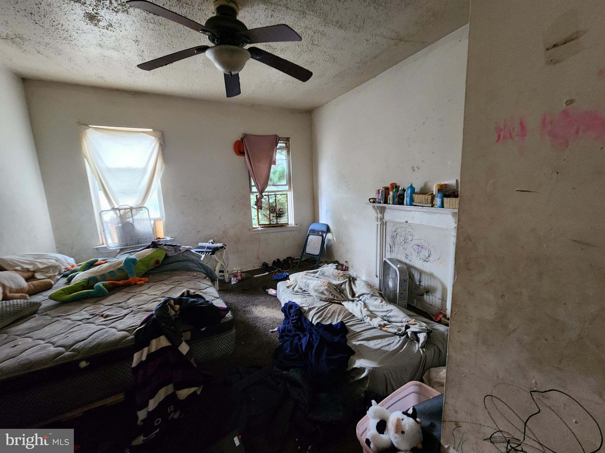 MILL HILL - Residential