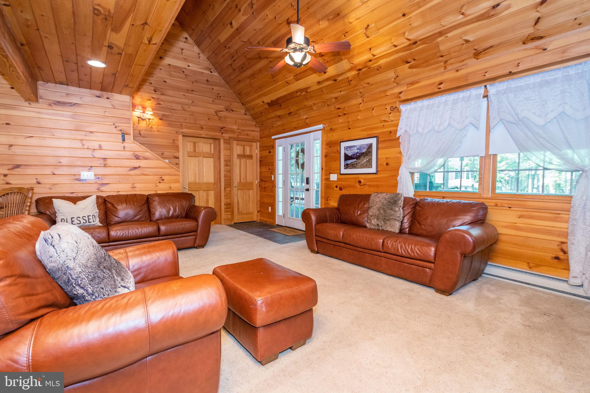 HARVEY'S PENINSULA - Residential