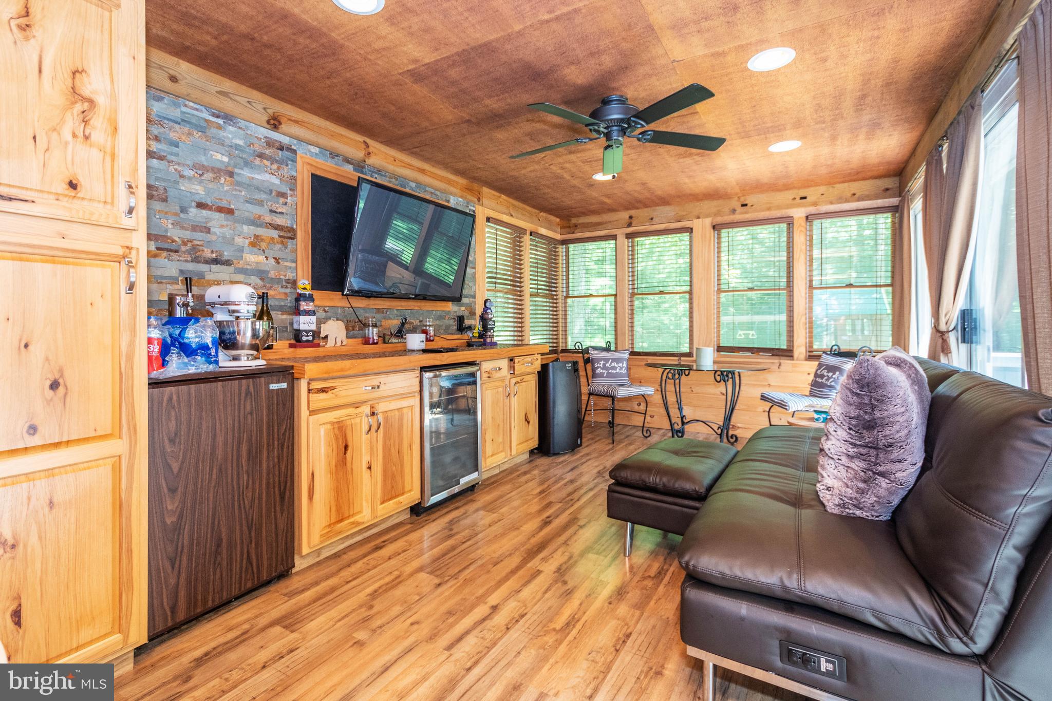 HARVEY'S PENINSULA - Residential