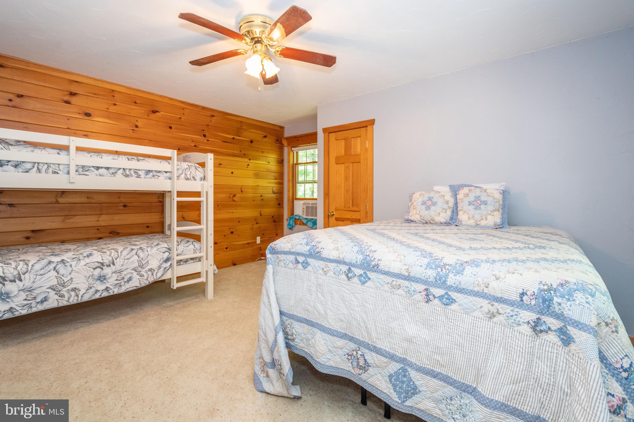 HARVEY'S PENINSULA - Residential