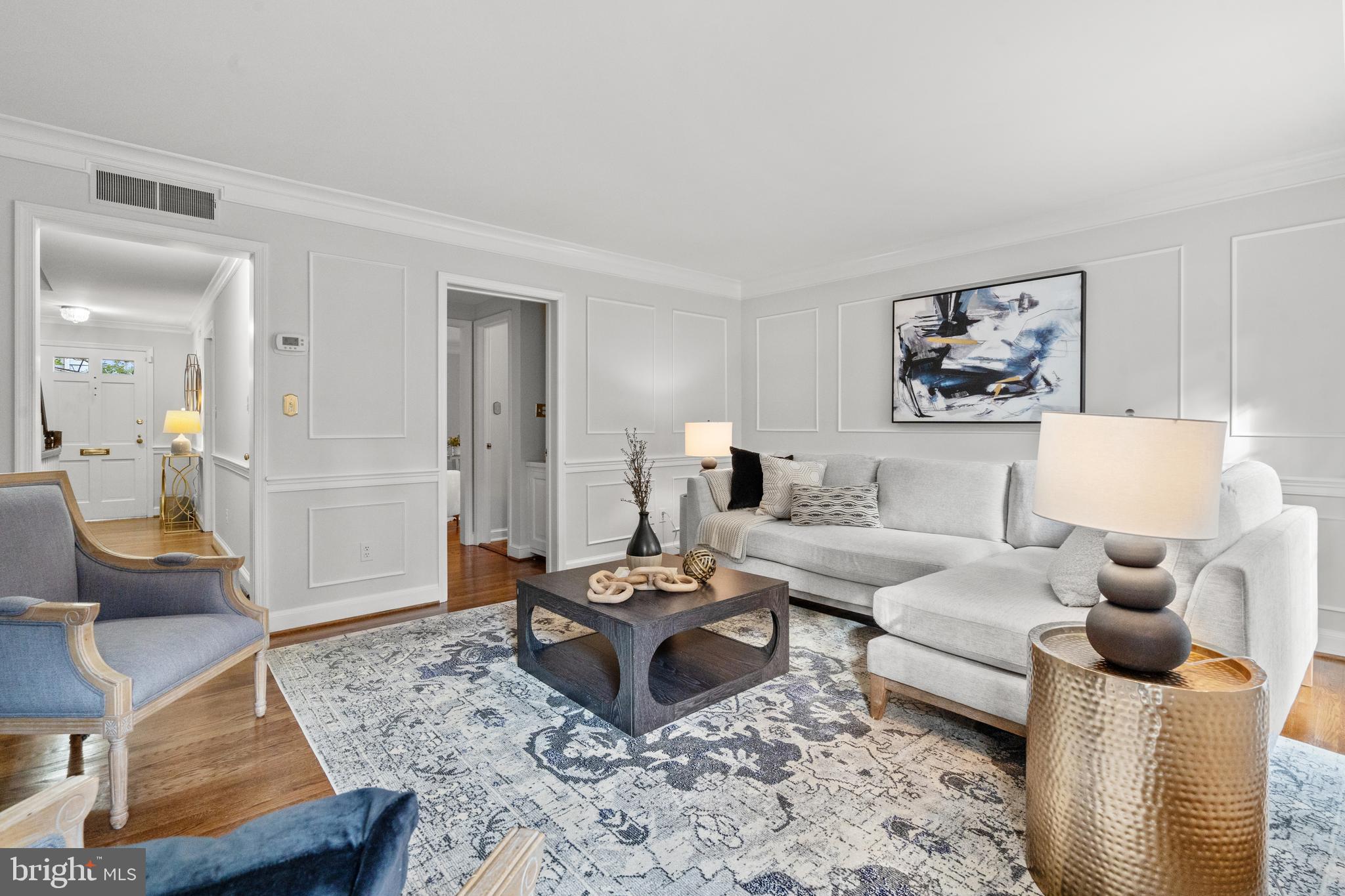 CAMERON MEWS - Residential