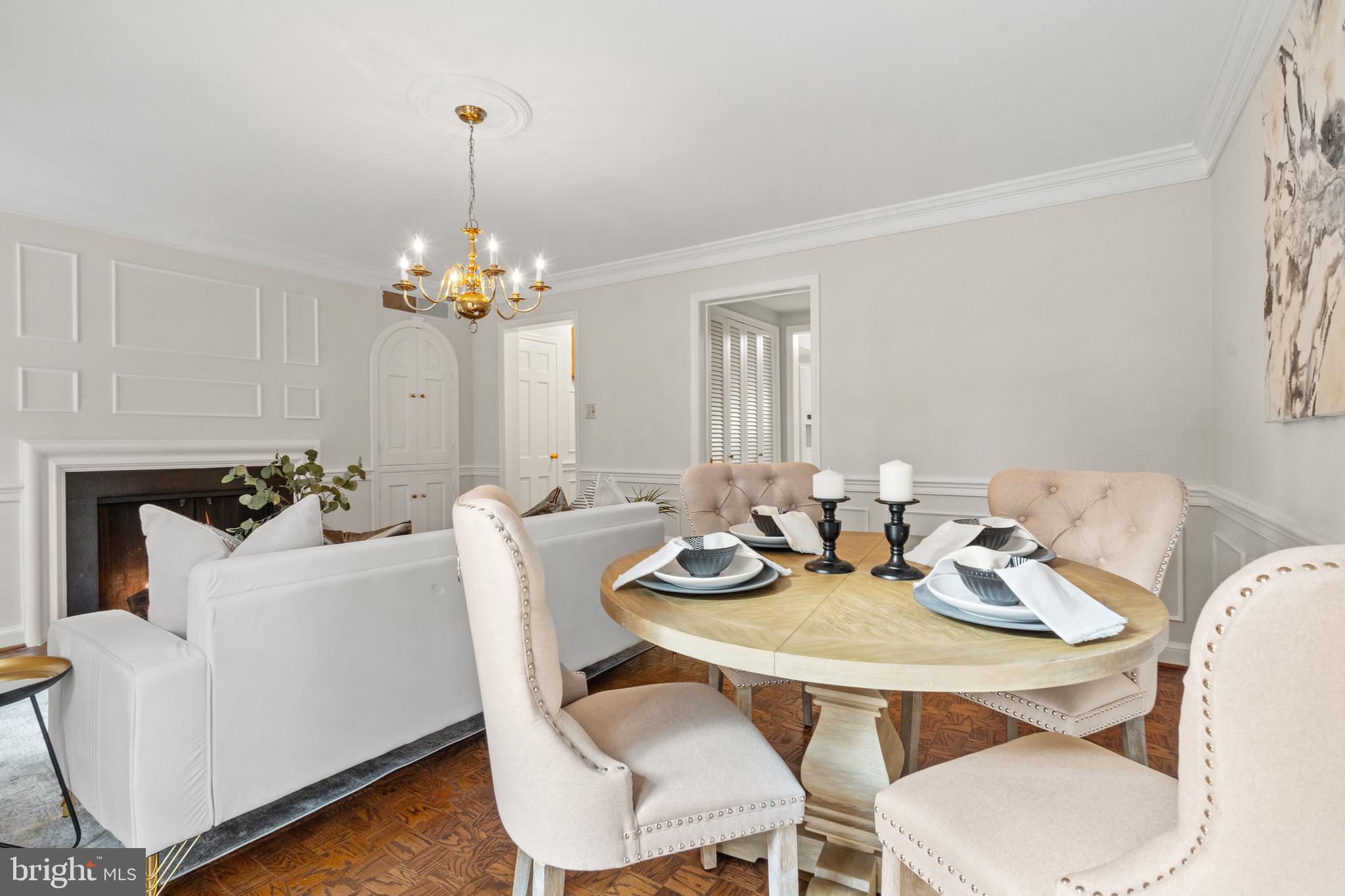 CAMERON MEWS - Residential