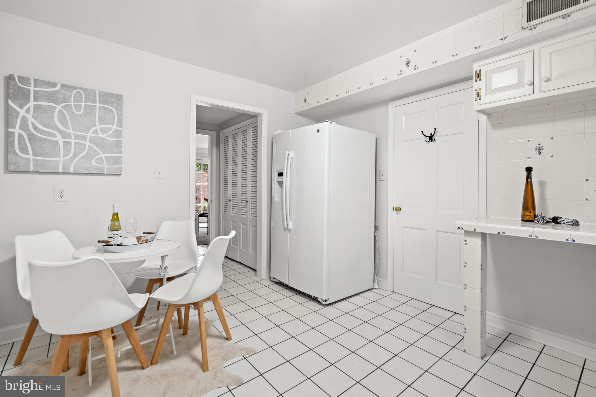 CAMERON MEWS - Residential