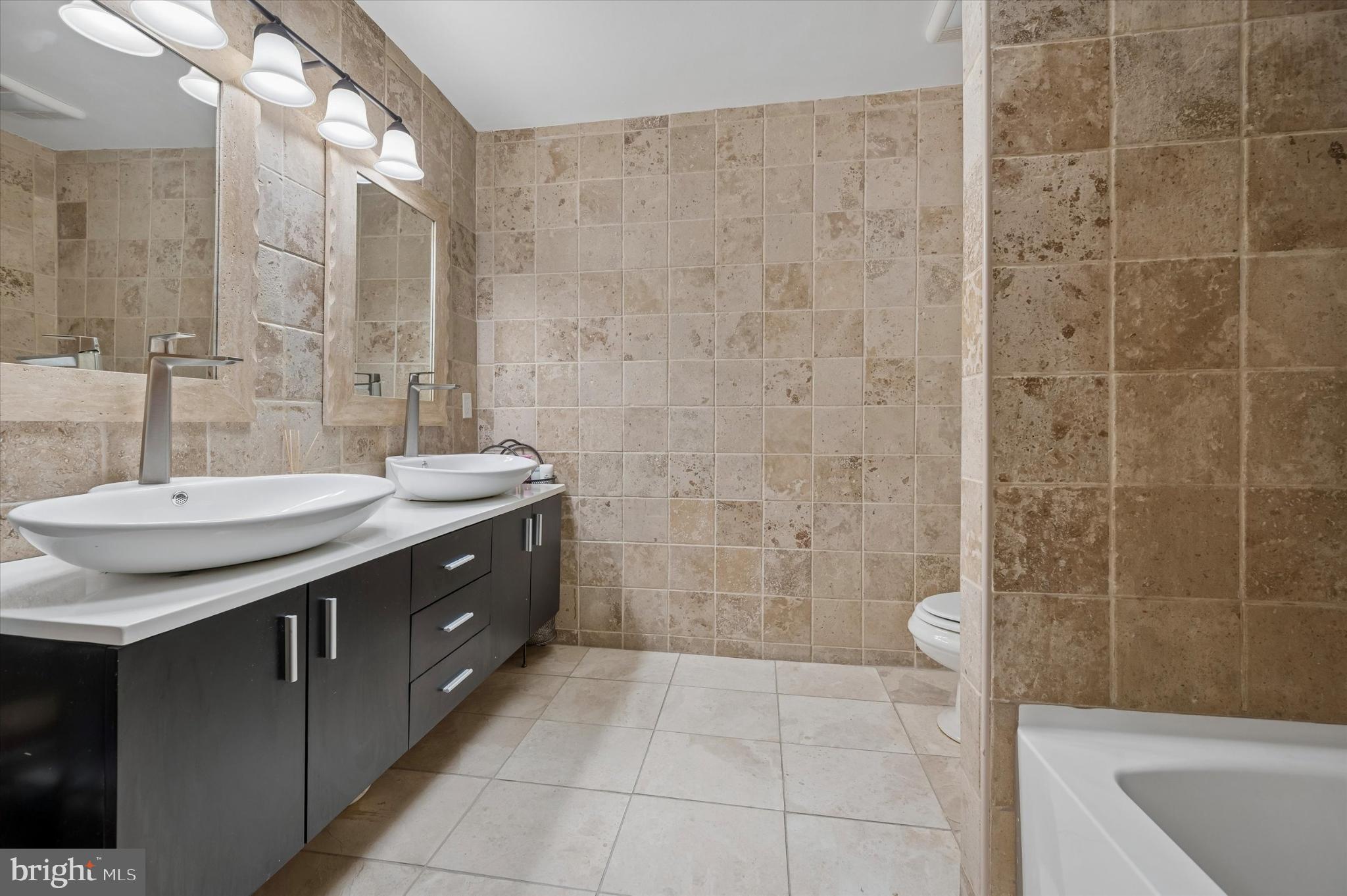 WILLOW GROVE - Residential