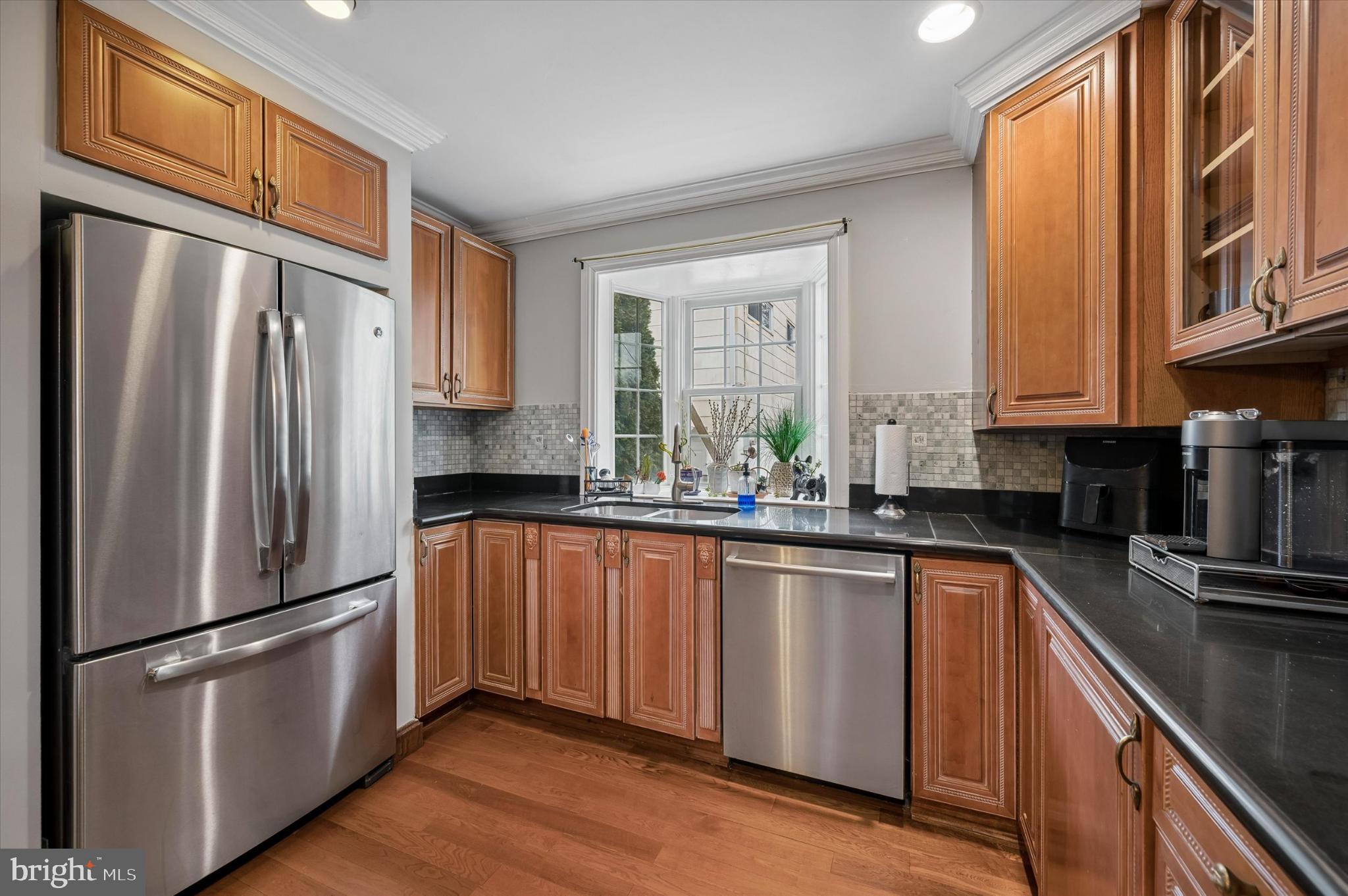 WILLOW GROVE - Residential